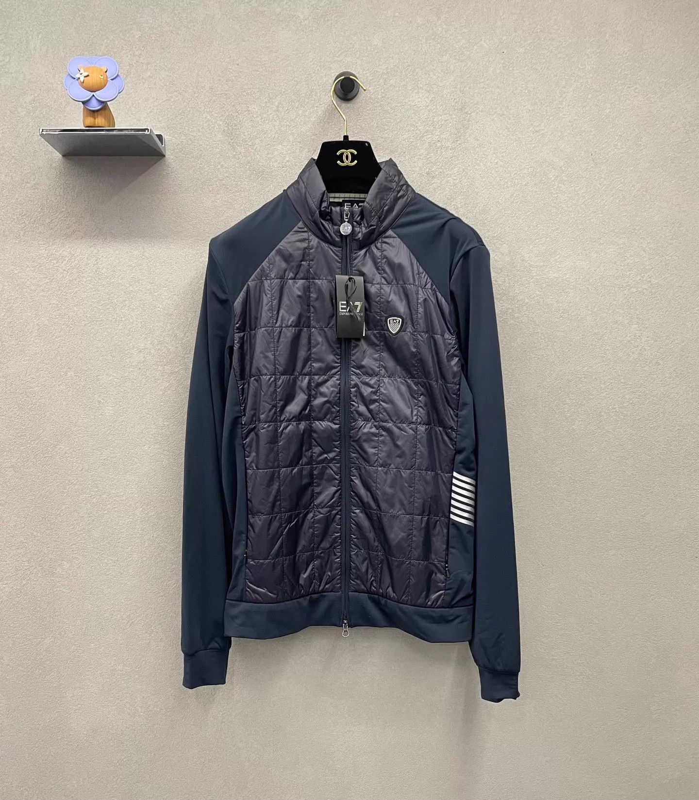 Emporio Armani EA color blocked classic versatile jacket Size US M / EU 48-50 / 2 - 1 Thumbnail