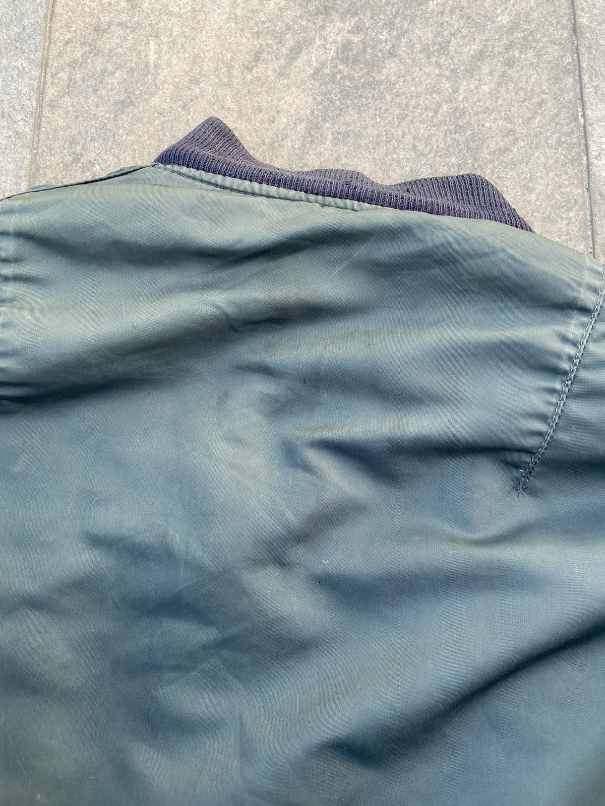Alpha Industries Vintage Alpha Industries BOMBER flight jacket MA-1 Size US M / EU 48-50 / 2 - 15 Thumbnail