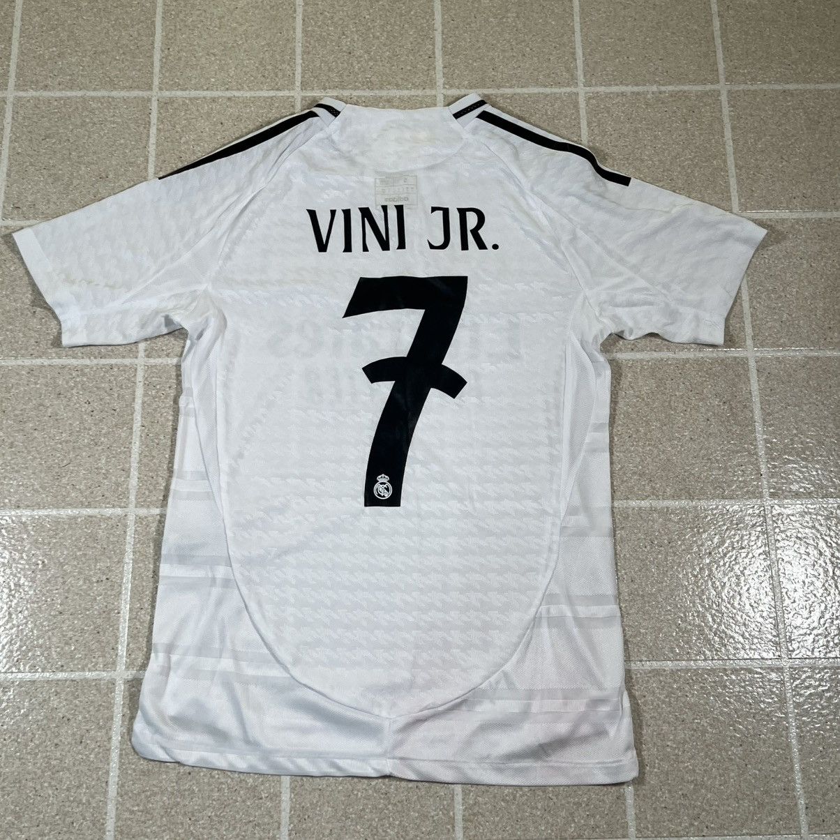 Adidas Vini JR Real Madrid Jersey 2024-25 Soccer Adidas Men S Size US S / EU 44-46 / 1 - 6 Thumbnail