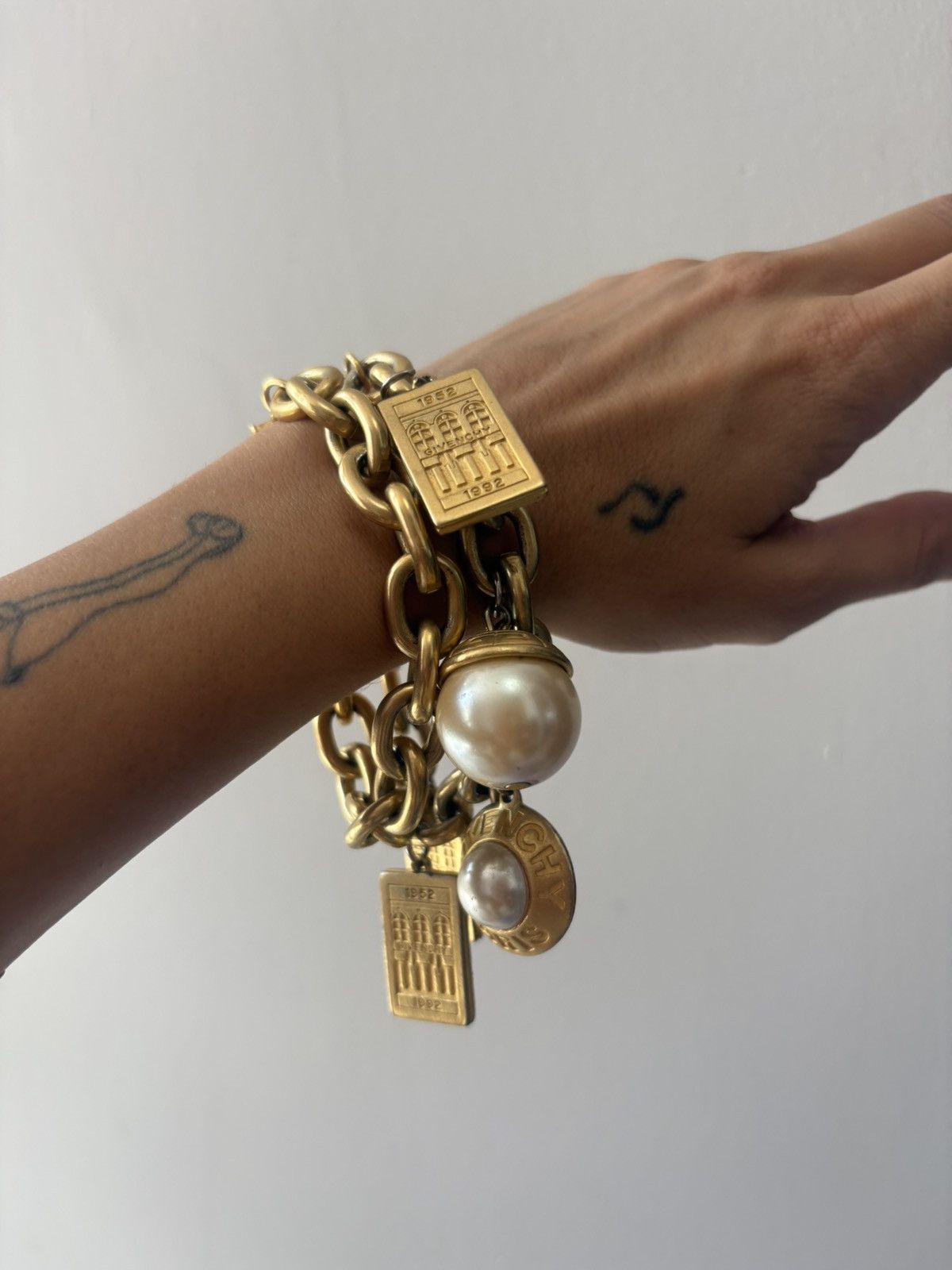 Givenchy Vintage Givenchy Double chain bracelet Size ONE SIZE - 7 Thumbnail
