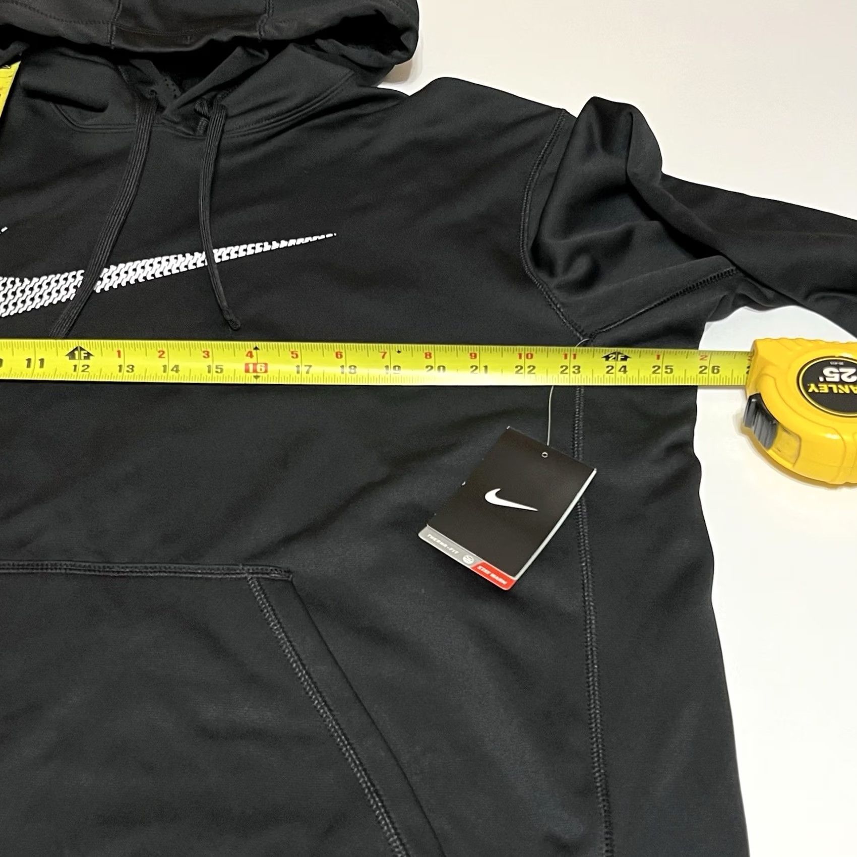 Nike Nike Therma-FIT Pullover Hoodie Mens XL Black NWT Swish Shirts Pullover Hoodie Nike Therma-FIT Black XL Mens All Seasons Moisture Wicking Zipper Logo Size US XL / EU 56 / 4 - 6 Thumbnail