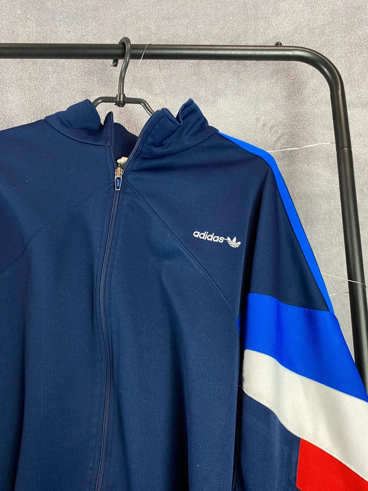 Adidas Adidas Zip Hoodie Mini Logo Embroidered Grey L Size US L / EU 52-54 / 3 - 3 Thumbnail