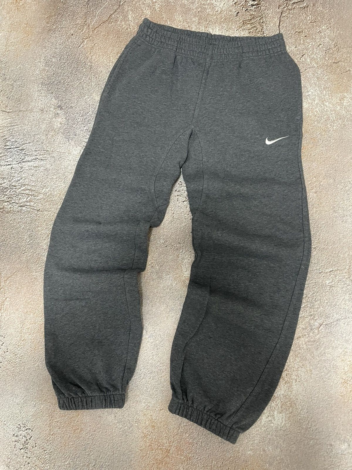 Nike Vintage Nike Small Swoosh Heavy Cotton Sweatpants Size US 30 / EU 46 - 2 Thumbnail