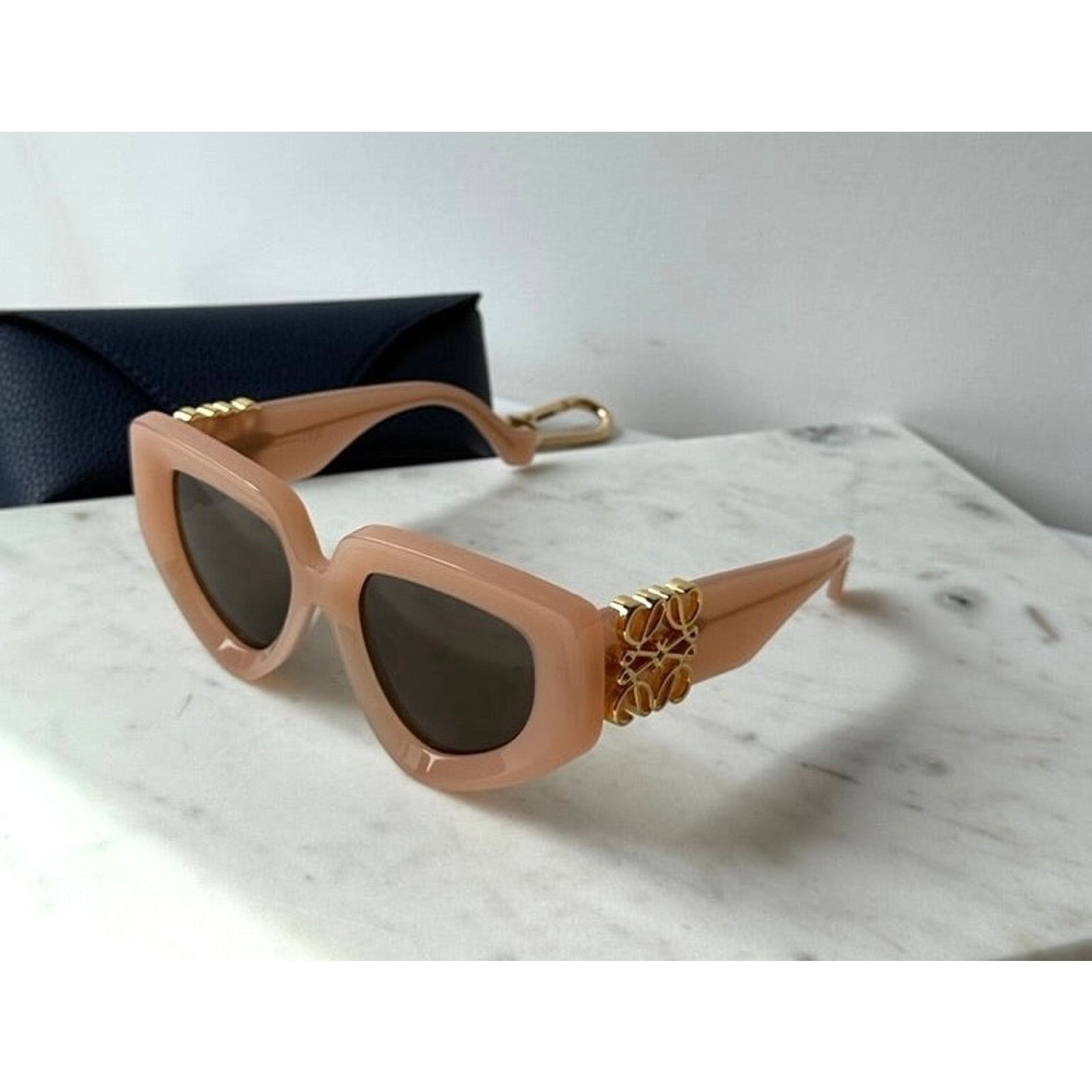New, LOEWE Sunglasses LW40154U 72E Authentic Loewe Anagram LW40154U Sunglasses - Bergdorf Goodman main image 3