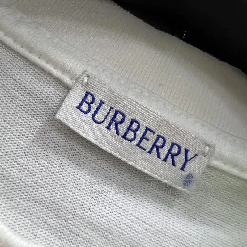 Burberry Burberry Colorful Cotton Women’s Short Sleeve T-Shirt. Size M / US 6-8 / IT 42-44 - 2 Thumbnail