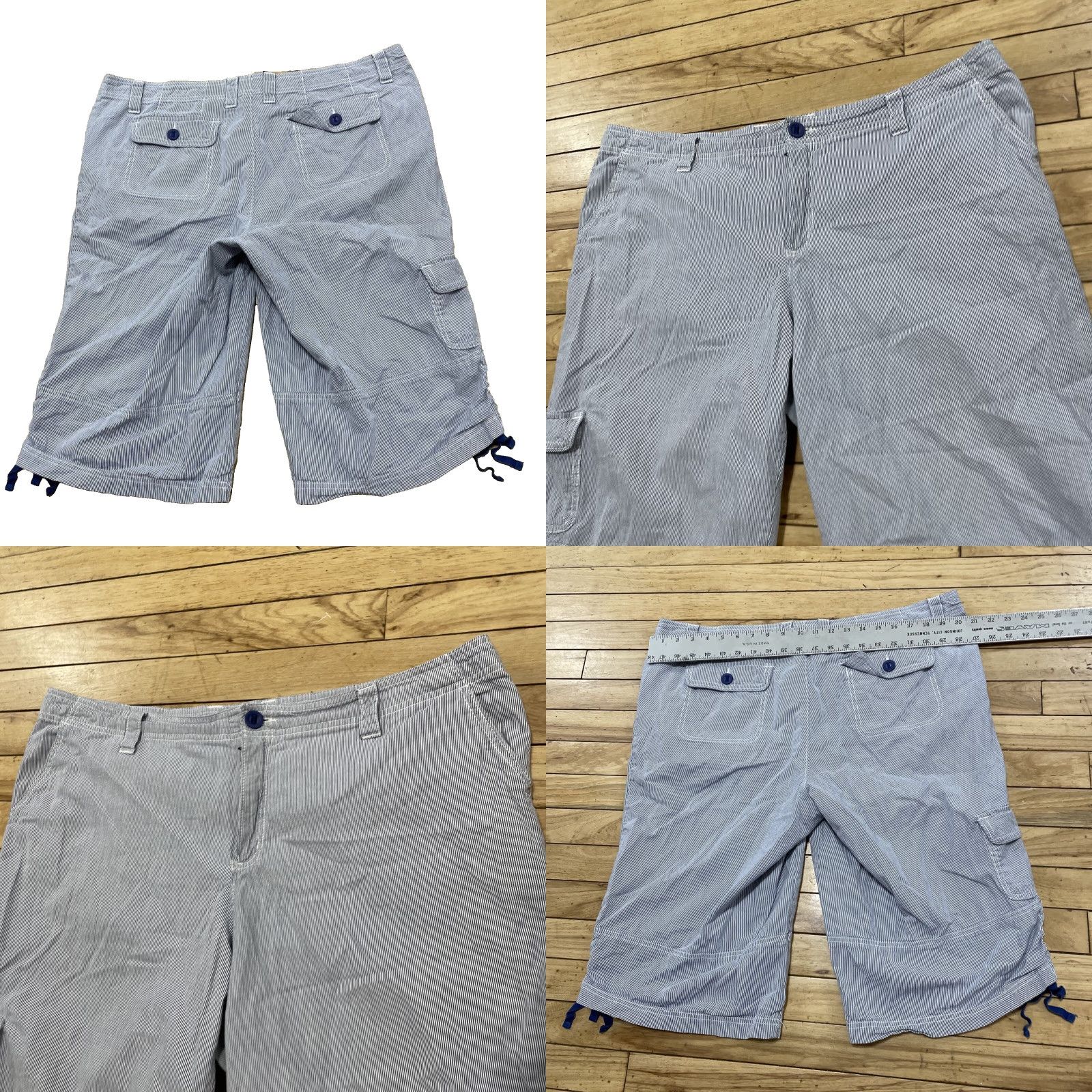 Eddie Bauer VINTAGE Eddie Bauer Bermuda Shorts Women 18 40x15 Blue White Yacht Old Money Striped Bermuda Shorts Womens 18 Blue White Preppy Old Money Size 40" / US 18 - 9 Thumbnail