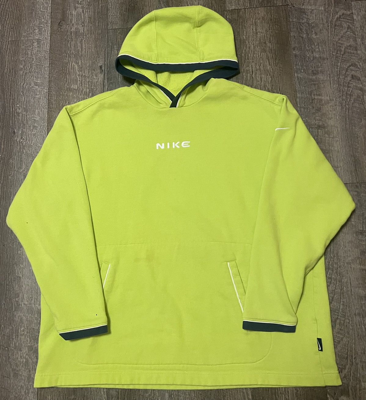 Nike × Vintage Vintage Nike Spellout Lime Neon Hoodie size XL 26x26.5 Size US XL / EU 56 / 4 - 1 Thumbnail