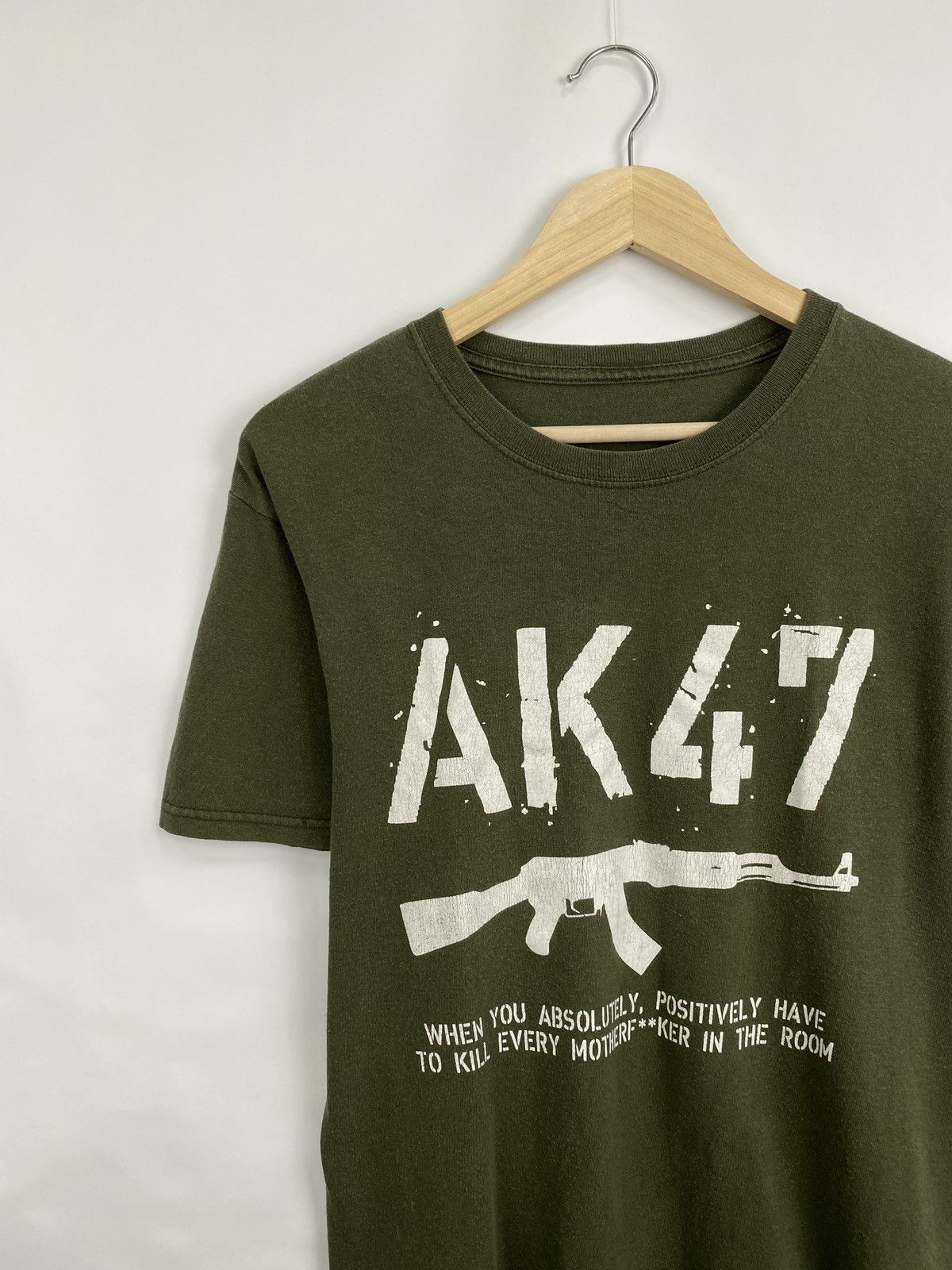 Fruit Of The Loom Vintage 90s AK-47 Weapons Terror Kalashnikov Y2K T-shirt Size US M / EU 48-50 / 2 - 4 Thumbnail