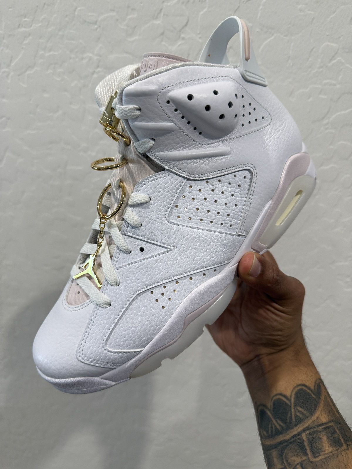Nike Air Jordan 6 “Gold Hoops” Promo Sample - (Dh9696-100) DS OG Size US 10 / IT 40 - 1 Thumbnail