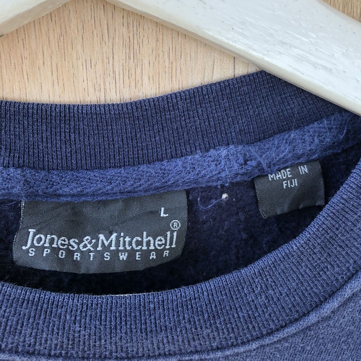 Vintage Vintage Navy Embroidered Pullover Sweatshirt Size US M / EU 48-50 / 2 - 7 Thumbnail