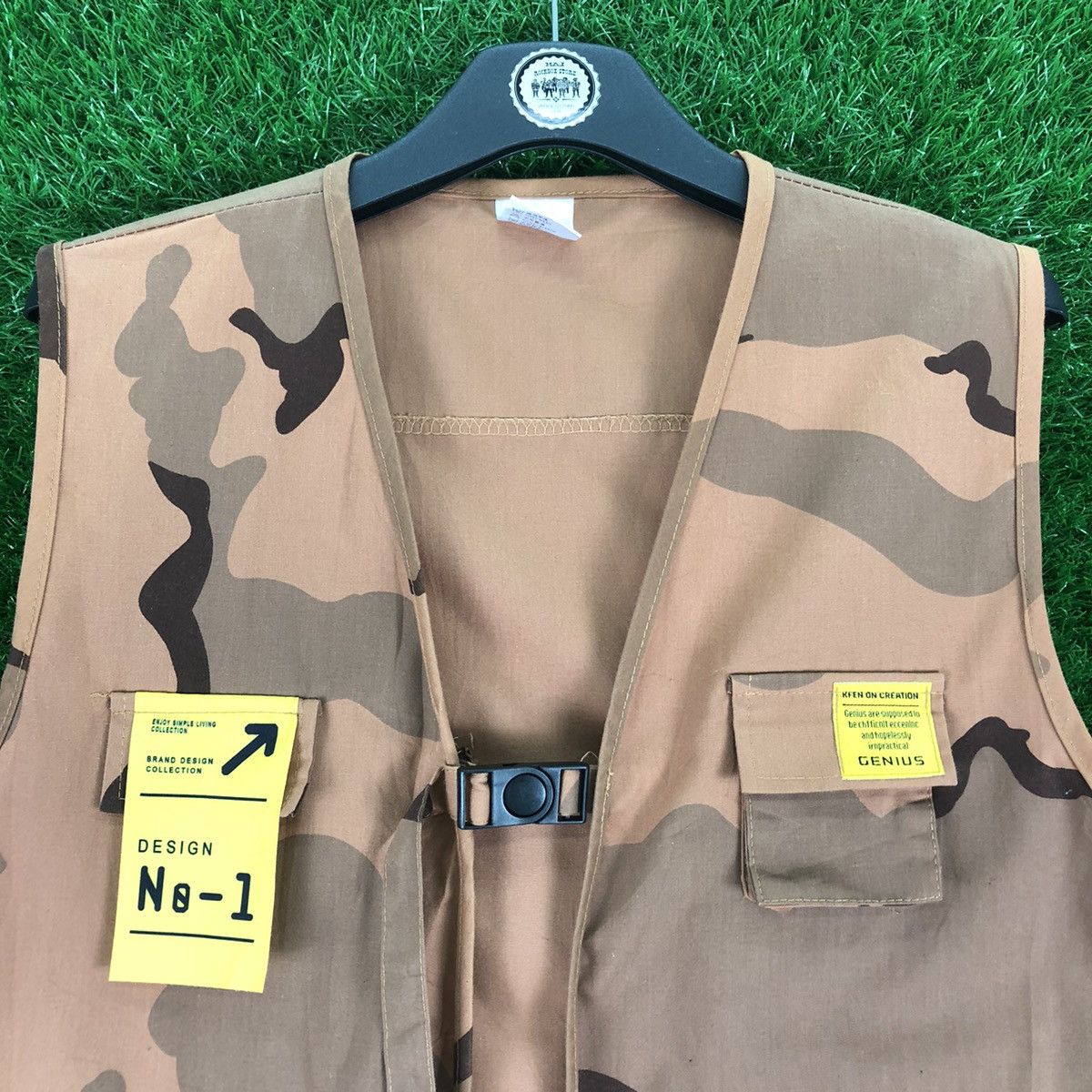 Outdoor Research Vest Camoflage Street Style Design No 1 Size US S / EU 44-46 / 1 - 7 Thumbnail