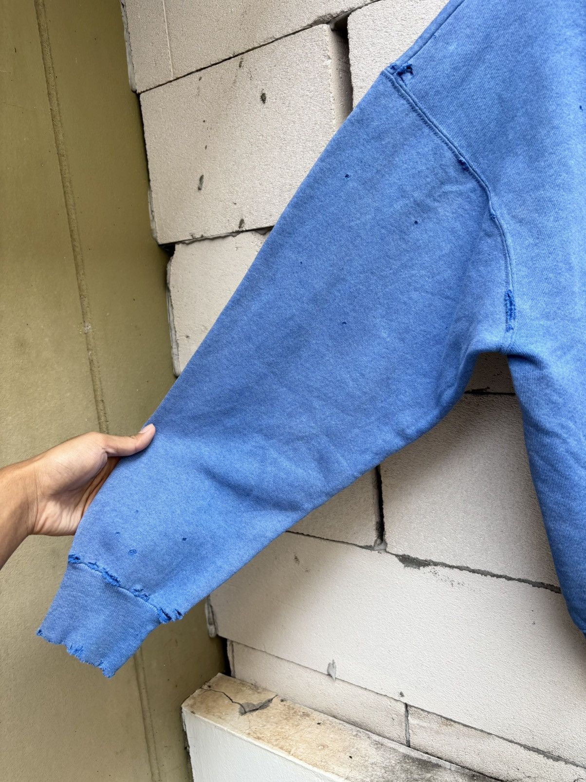 Vintage Thrashed Distressed Down Town Courtenay Sweatshirt Size US L / EU 52-54 / 3 - 9 Thumbnail