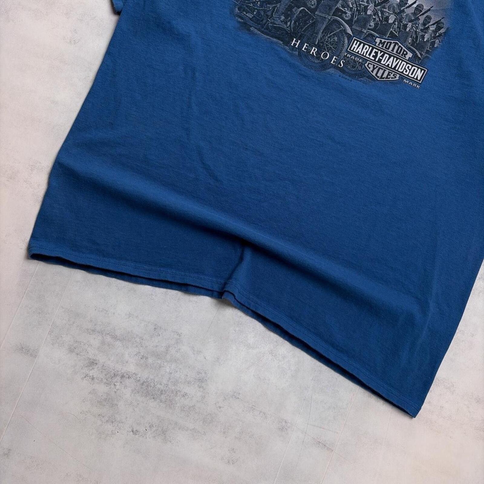 Harley Davidson Y2K Blue Harley Davidson Grunge Pearl Harbor Biker T-Shirt Size US XL / EU 56 / 4 - 5 Thumbnail