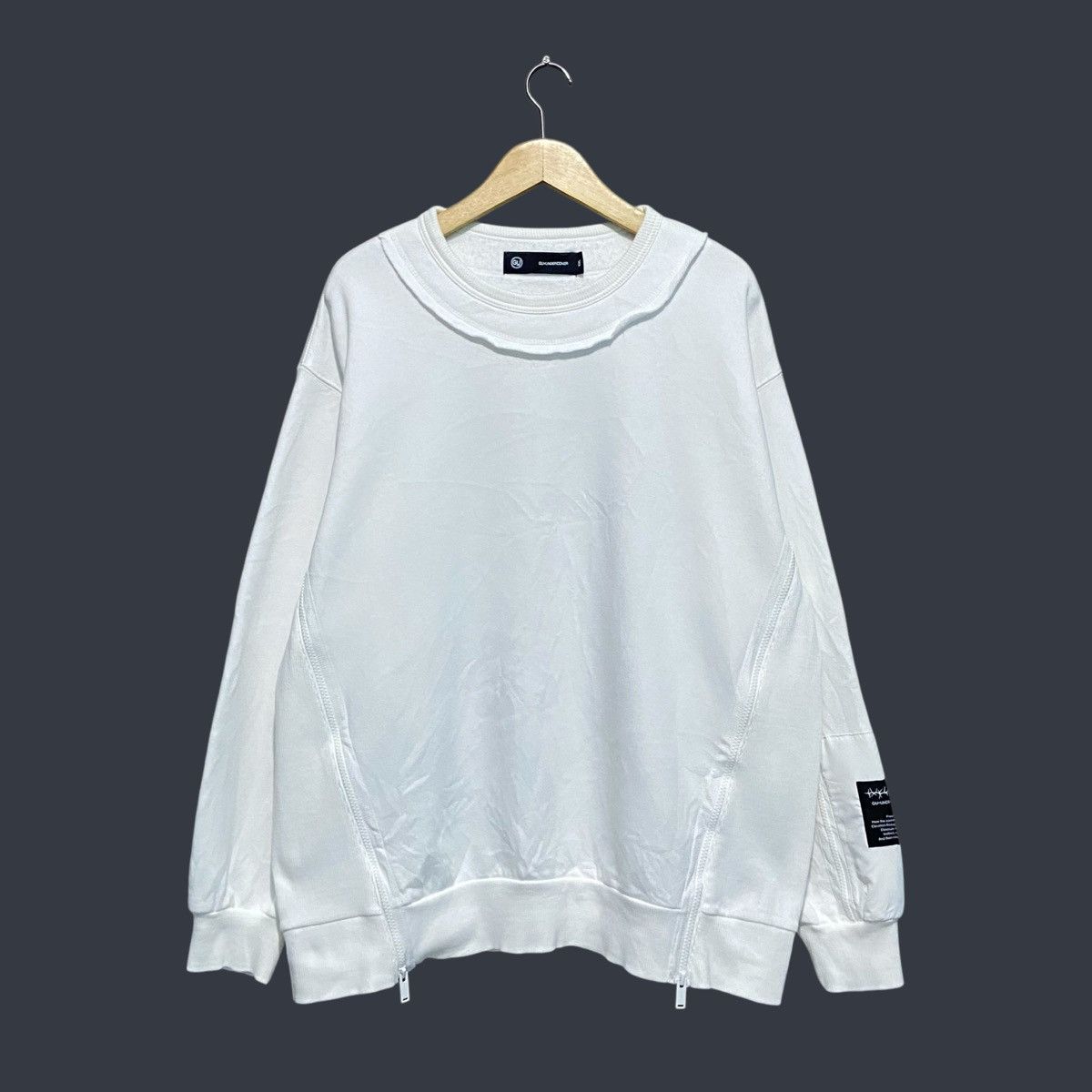 Japanese Brand × Undercover Gu x Undercover Crewneck Sweatshirt Multi Zip Size US XXL / EU 58 / 5 - 1 Thumbnail