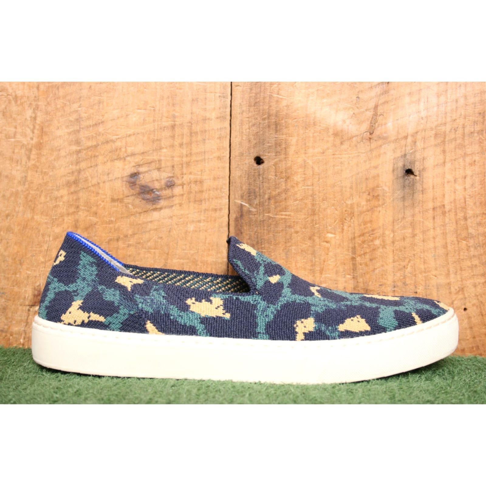 Rothy's ROTHY’S The Slip On Blue Spot Knit Lifestyle Sneakers Sz. 9 Women Multicolor Knit Flat Slip-On Shoes Size US 7 / IT 37 - 2 Thumbnail