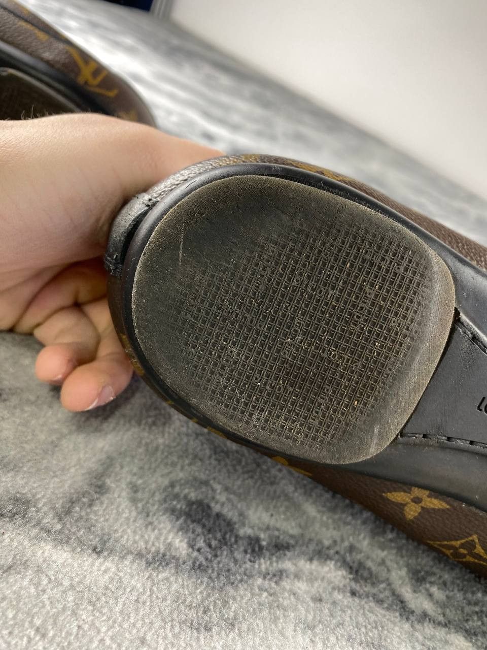 Louis Vuitton Louis Vuitton Globe Trotter Monogram Leather Sneakers Size US 9.5 / EU 42-43 - 21 Thumbnail