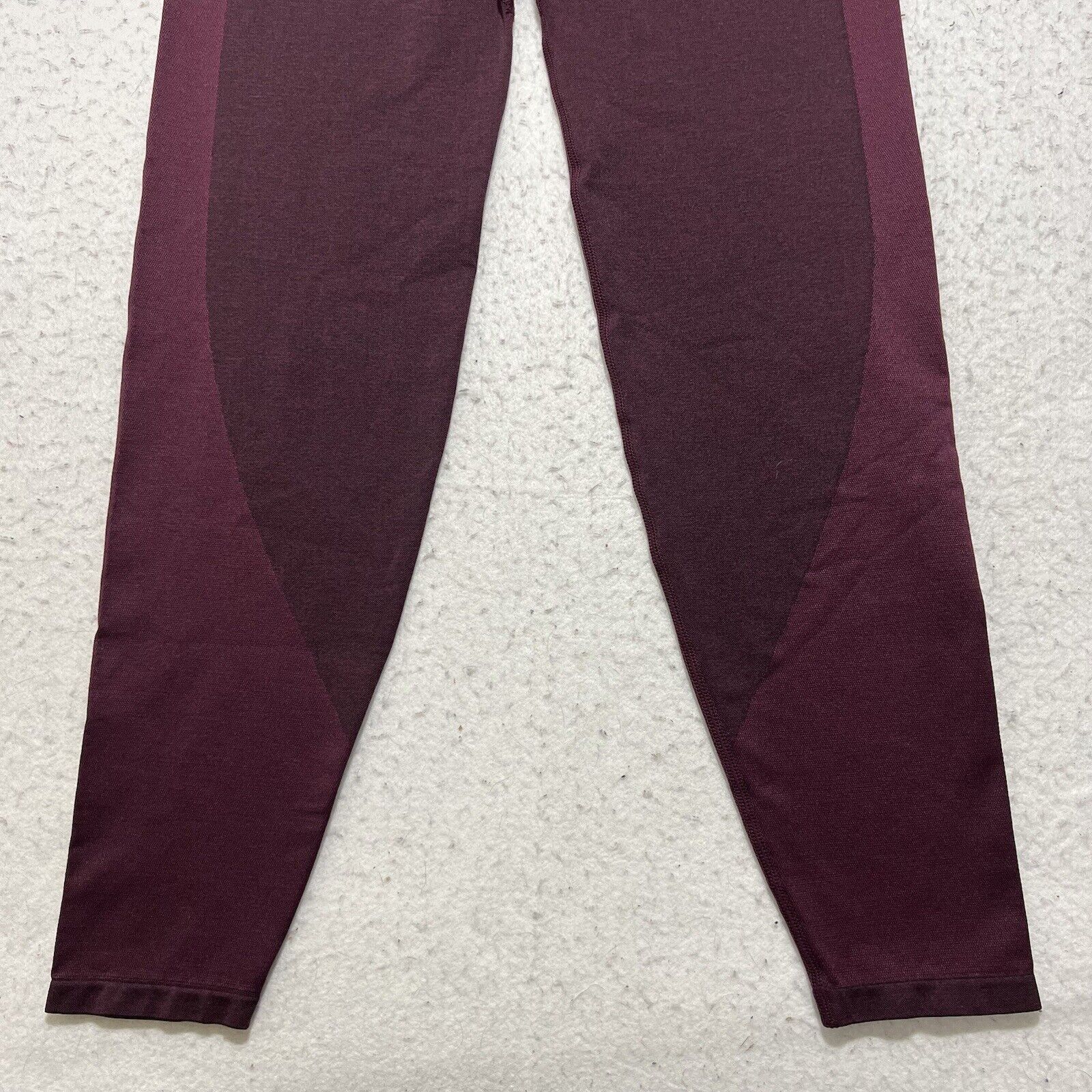 Victoria's Secret Victoria's Secret PINK Large Purple Capri Length Leggings Size 34" / US 12 / IT 48 - 7 Thumbnail