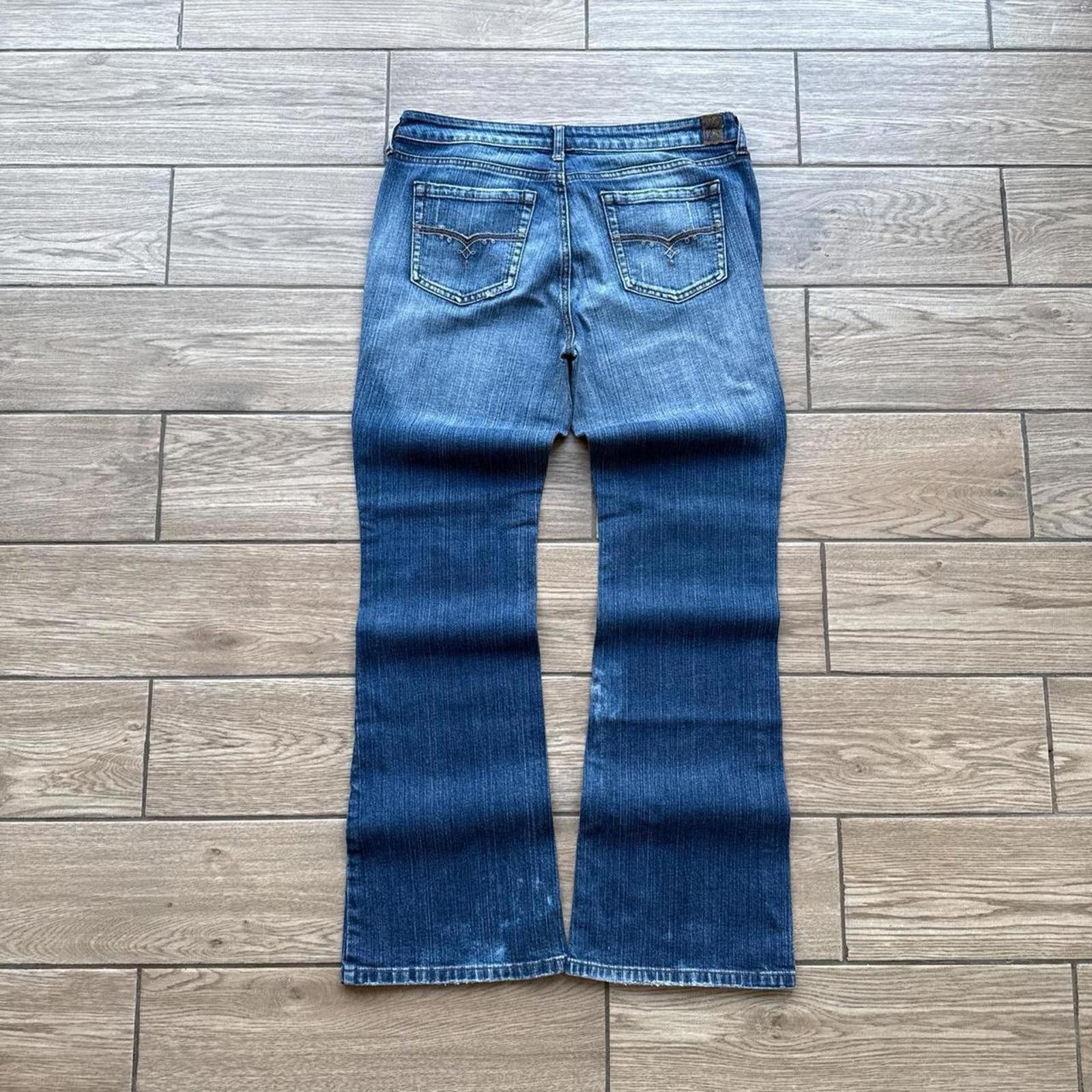 L.E.I. Y2K Lei Sophia Flared Low rise 00 Embroidered Jeans Size 34" / US 12 / IT 48 - 1 Thumbnail