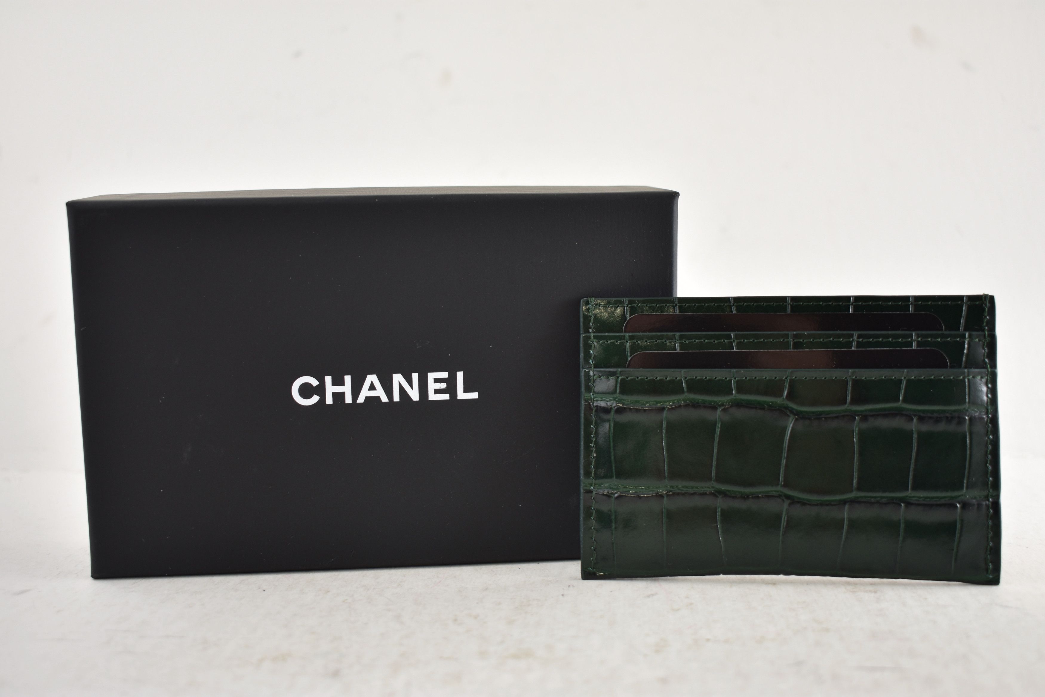 Chanel 26S Emerald Crocodile Embossed Credit Card Holder Wallet Size ONE SIZE - 4 Thumbnail