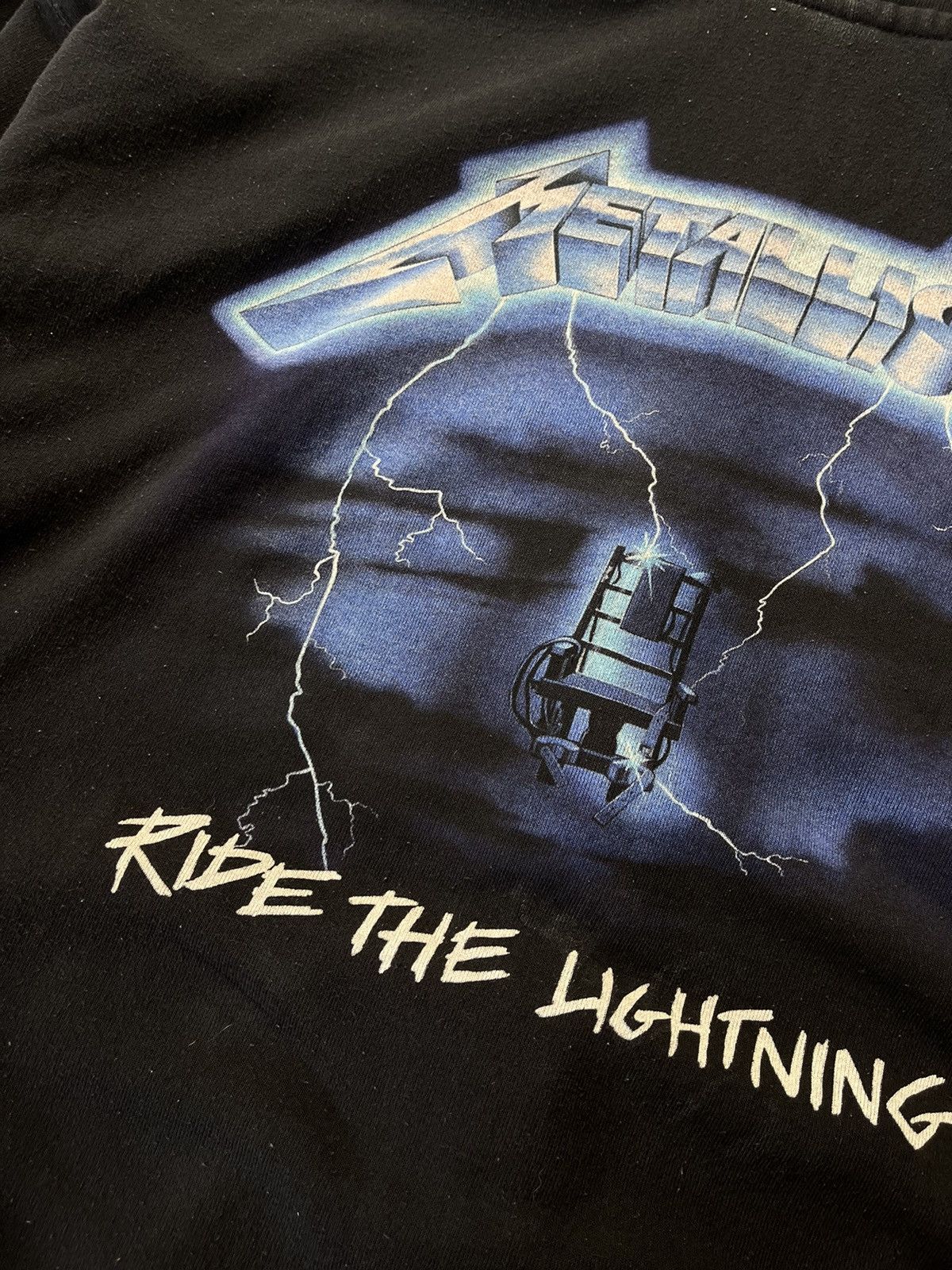 Band Tees Metallica 2017 hoodie RIDE THE LIGHTNING hooded sweatshirt Size US XXL / EU 58 / 5 - 20 Thumbnail
