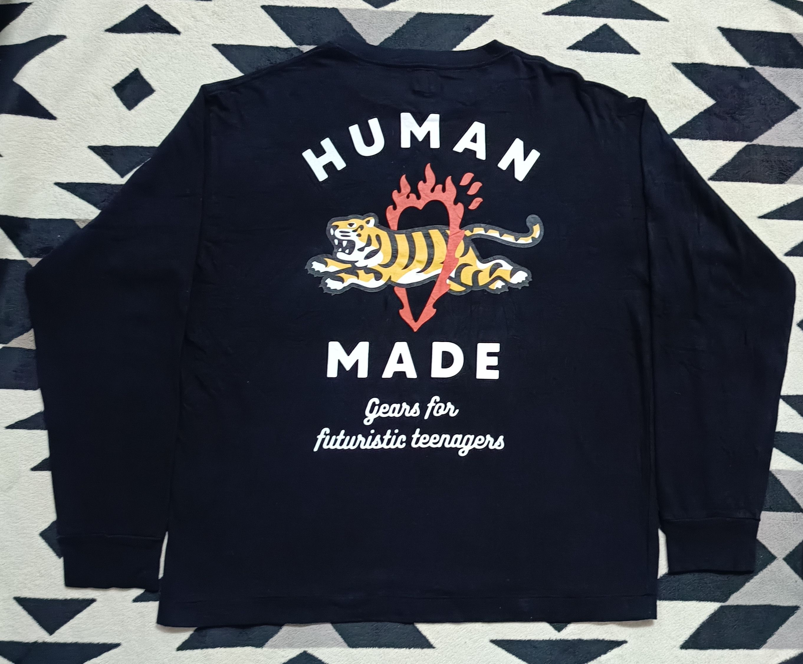 Human Made 🔥🔥 Rare Human Made SS22 Tiger Long Sleeve Tee Size US XL / EU 56 / 4 - 3 Thumbnail