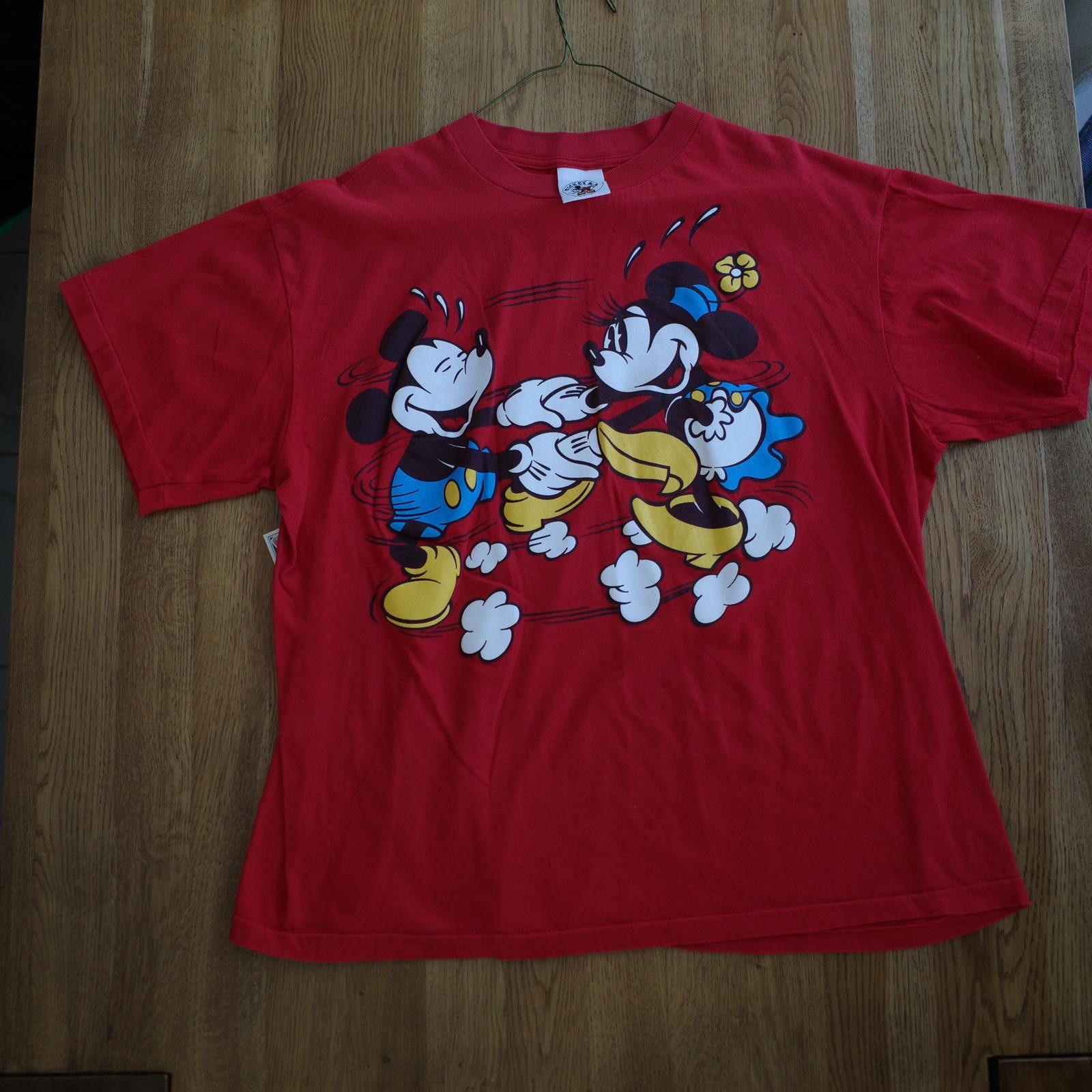 Disney Vintage Disney Mickey and Minnie Red T-Shirt Great Condition Size US L / EU 52-54 / 3 - 1 Thumbnail