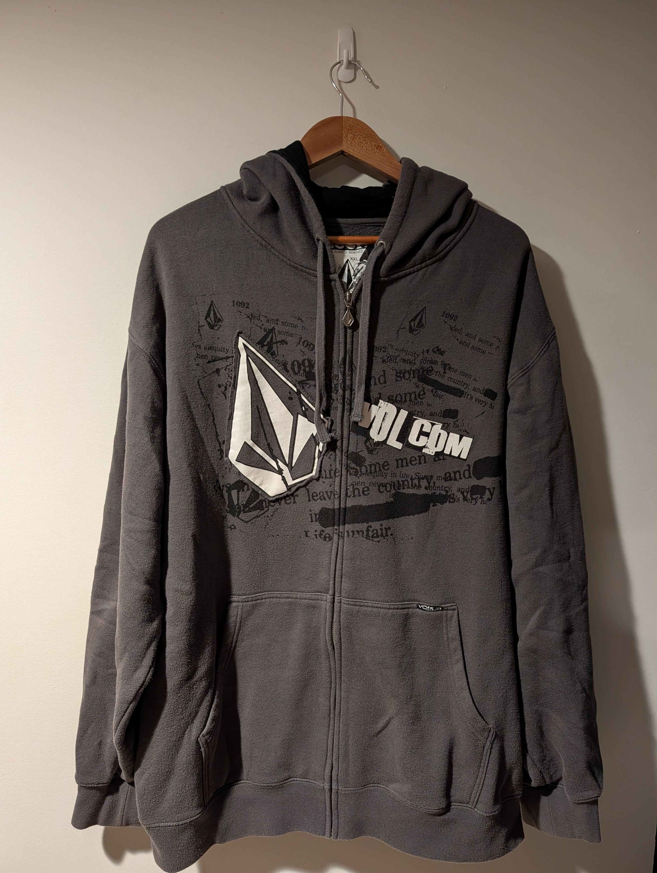 Volcom Vintage Y2K Volcom Logo Gray XX-Large Full Zip Hoodie Size US XXL / EU 58 / 5 - 1 Thumbnail