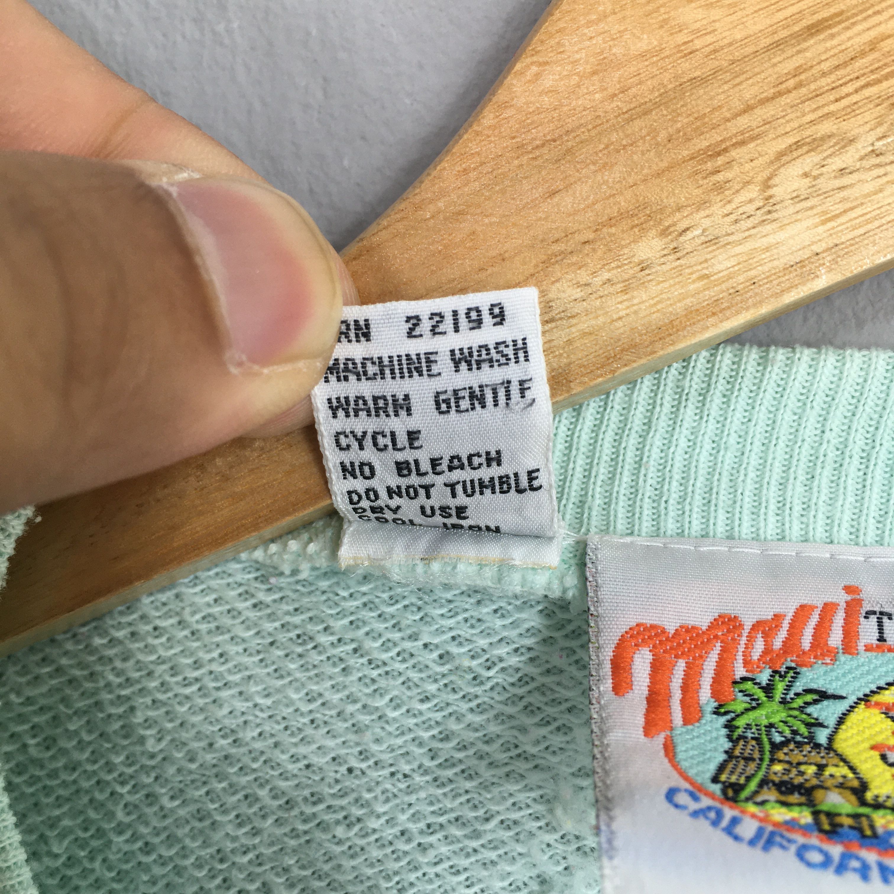 Vintage Vintage Maui Hawaii Green Sweatshirts Large Size US L / EU 52-54 / 3 - 4 Thumbnail