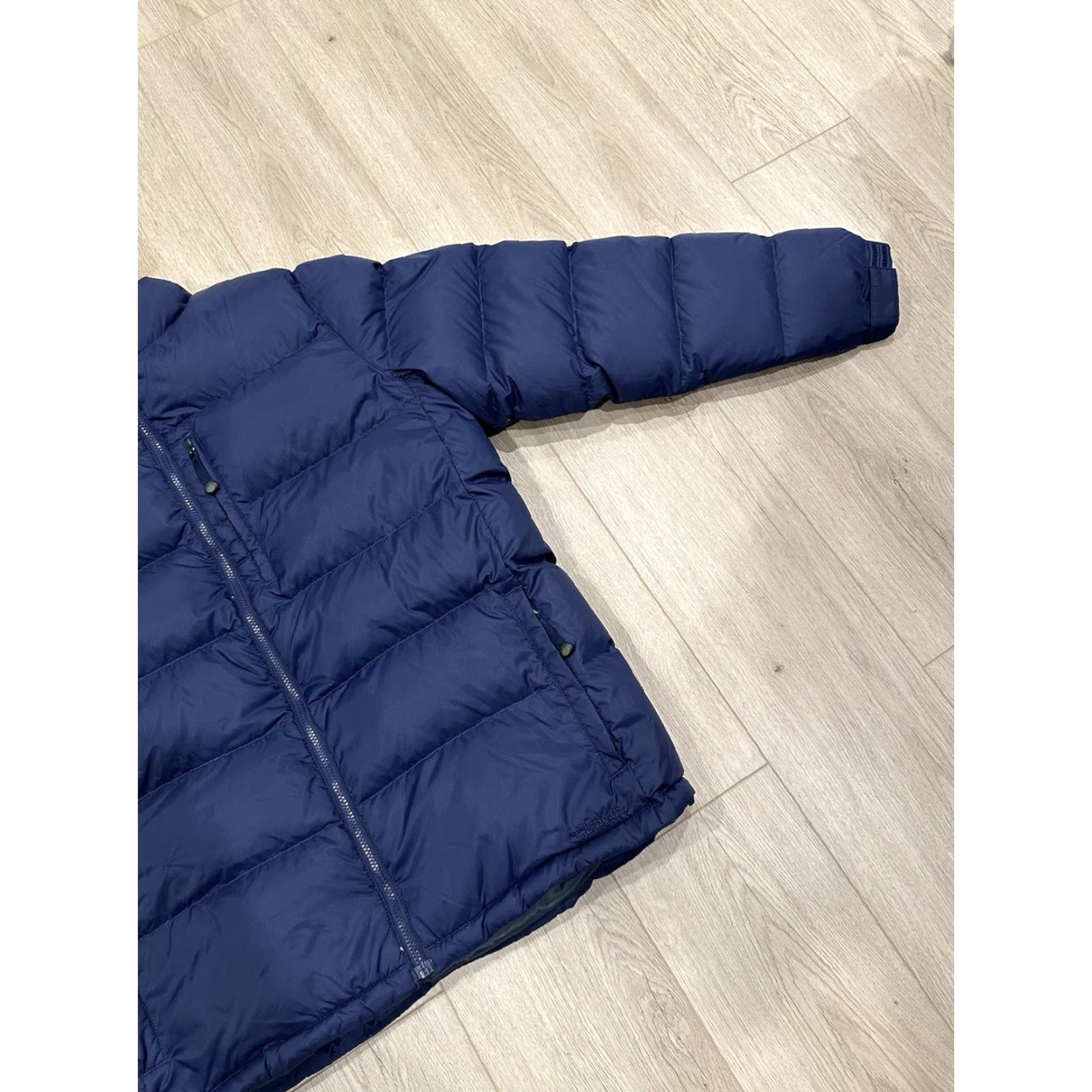 Vintage VINTAGE L.L.Bean Puffer Jacket Coat XL Men Blue Down Nylon Regular Size XL Puffer Jacket Mens Blue Down Coat Size US XL / EU 56 / 4 - 2 Thumbnail