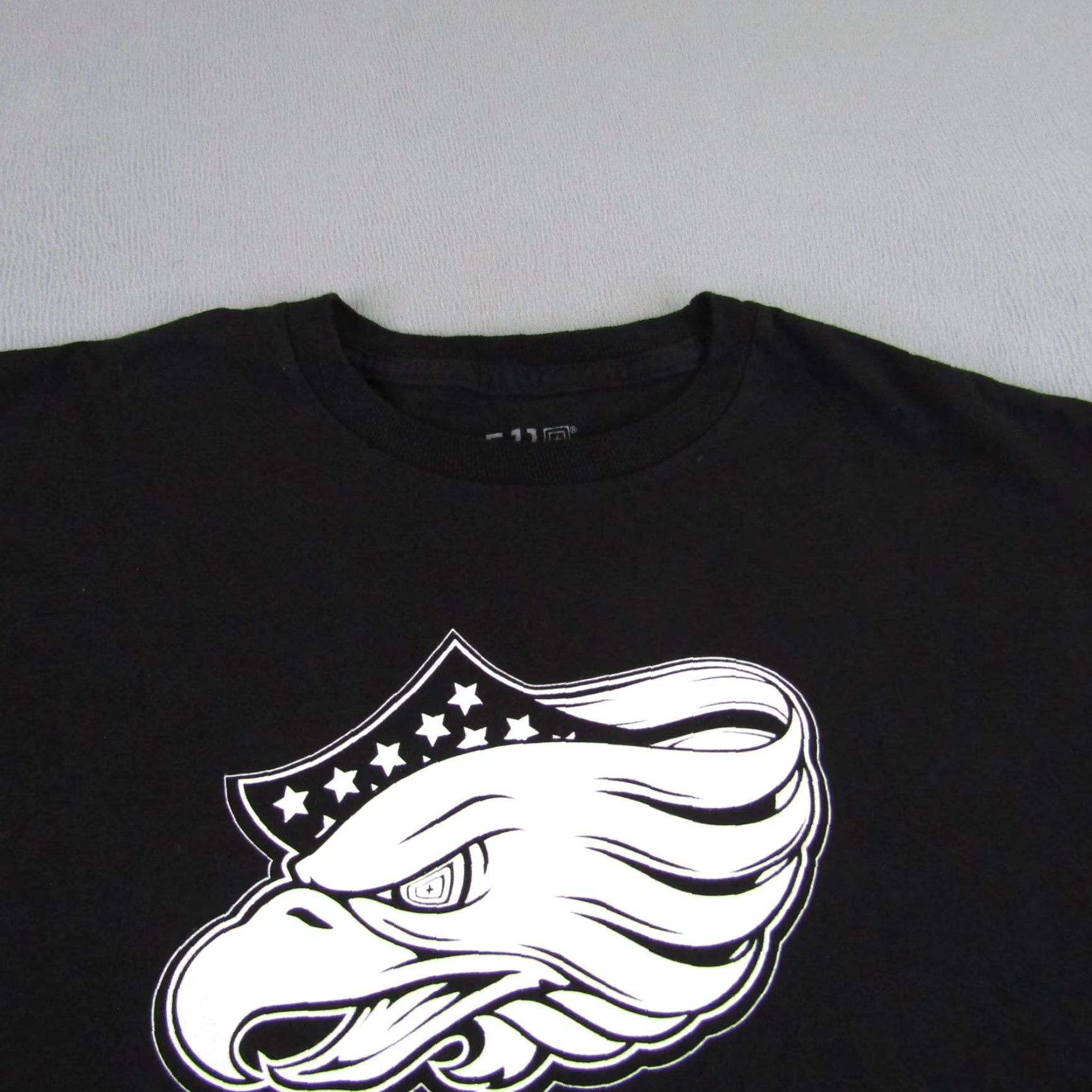 Vintage VINTAGE 5.11 Tactical Shirt Mens Medium Black Utility Logo Bald Eagle Stars Tee Shirt Mens M Black USA 90s Theme Shirts Size US M / EU 48-50 / 2 - 3 Thumbnail
