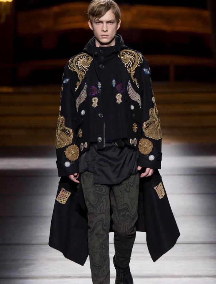 Dries Van Noten Dries van noten long sleeve shirt with badge 2412-Nextarrow Size US M / EU 48-50 / 2 - 5 Thumbnail