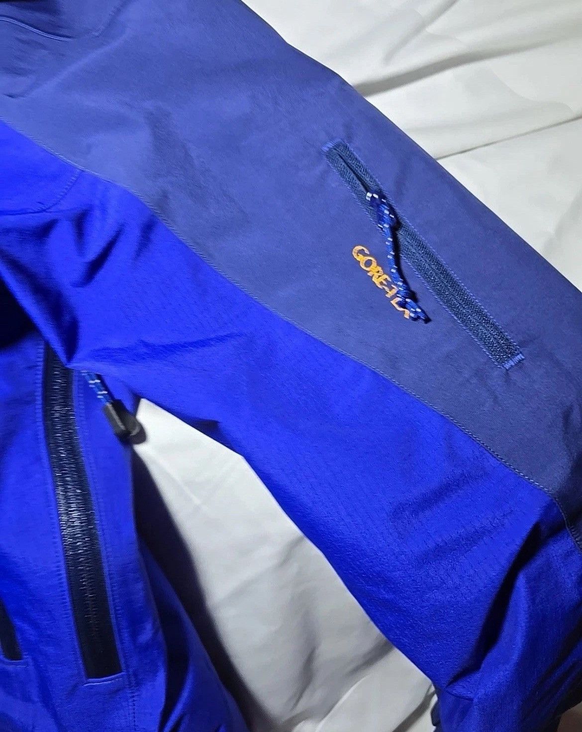 Arc'teryx 2004 Arc’teryx Theta Ar Gore-Tex Jacket Too Blue Hard Shell Size US L / EU 52-54 / 3 - 16 Thumbnail