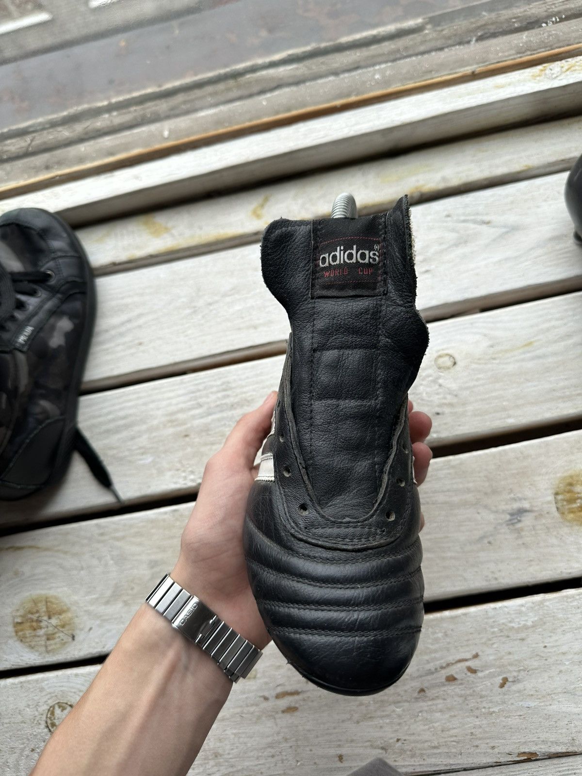 Adidas 🚨RARE ADIDAS 1996 WORLD CUP UNISEX BLACK LEATHER FOOTBAL Size US 5 / EU 37 - 3 Thumbnail