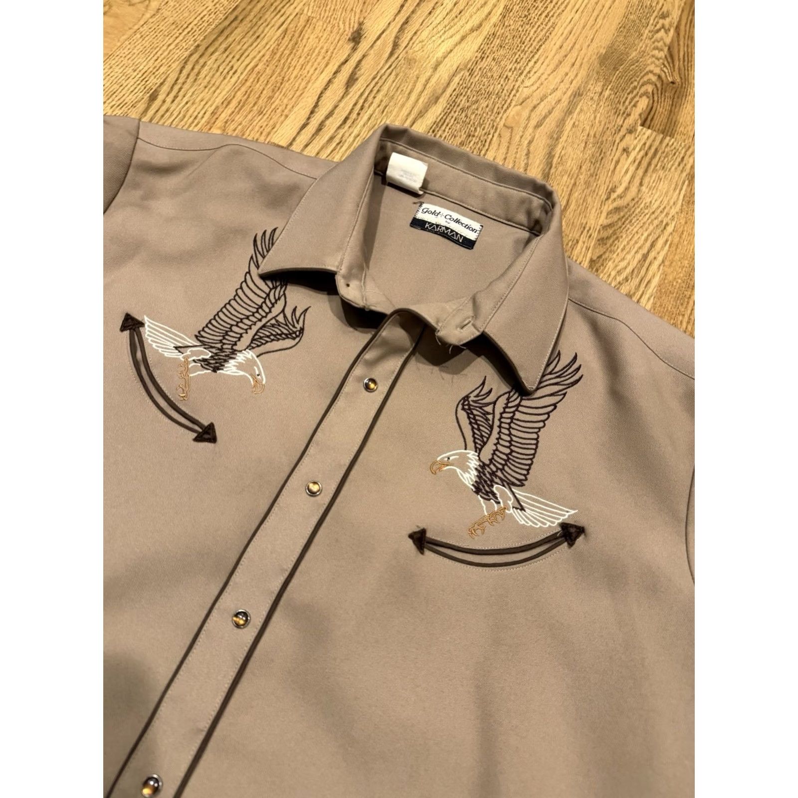 Vintage VINTAGE Gold Collection by Karman Pearl Snap Western Shirt XL Beige Eagle Cowboys Retro Vintage Men Button-Up Long Sleeve Collared Snap 1980s/90s? Size US XL / EU 56 / 4 - 2 Thumbnail