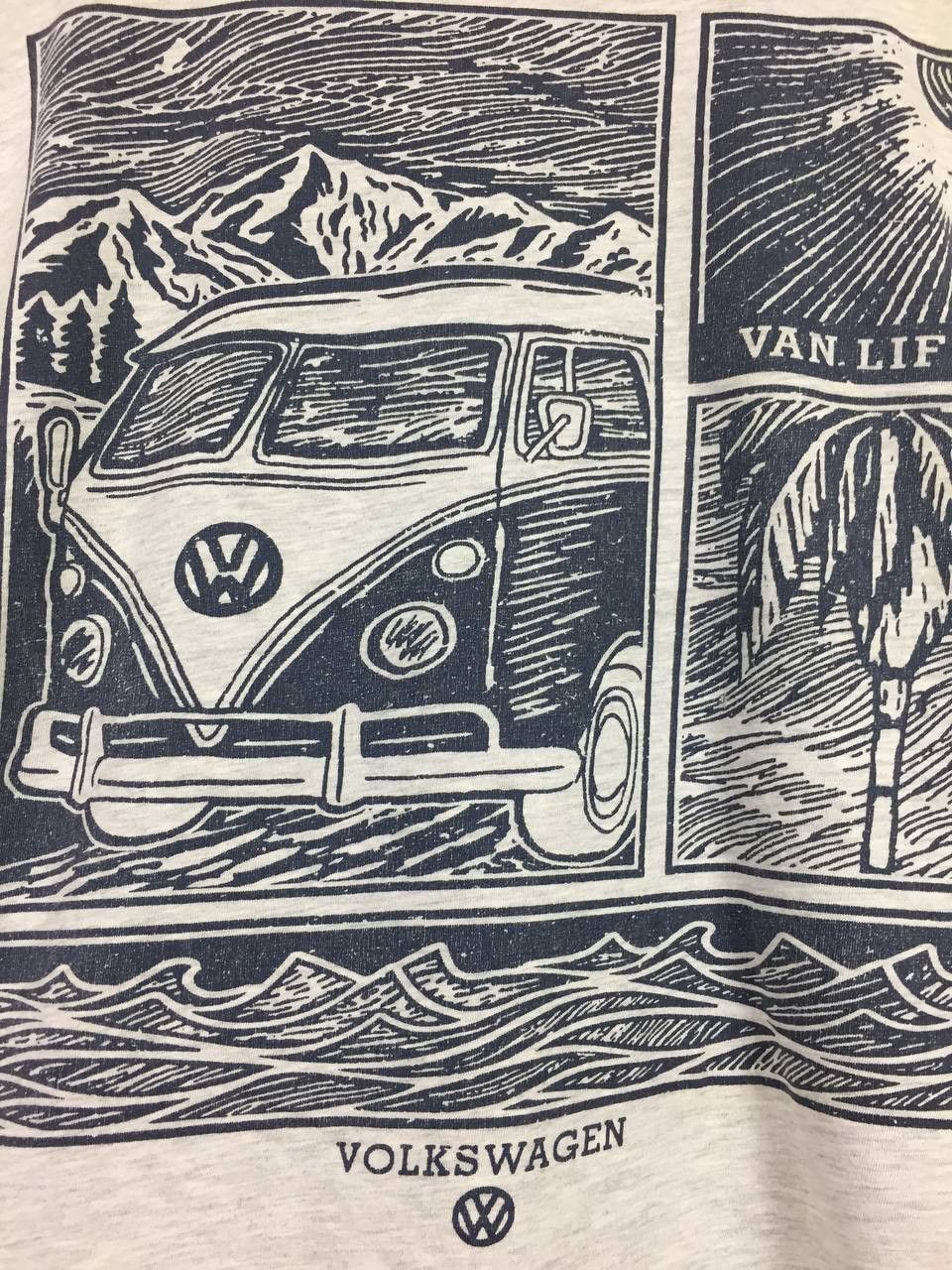 Vintage Volkswagen VW Official Licensed Product Van Life Tee Size US XL / EU 56 / 4 - 4 Thumbnail