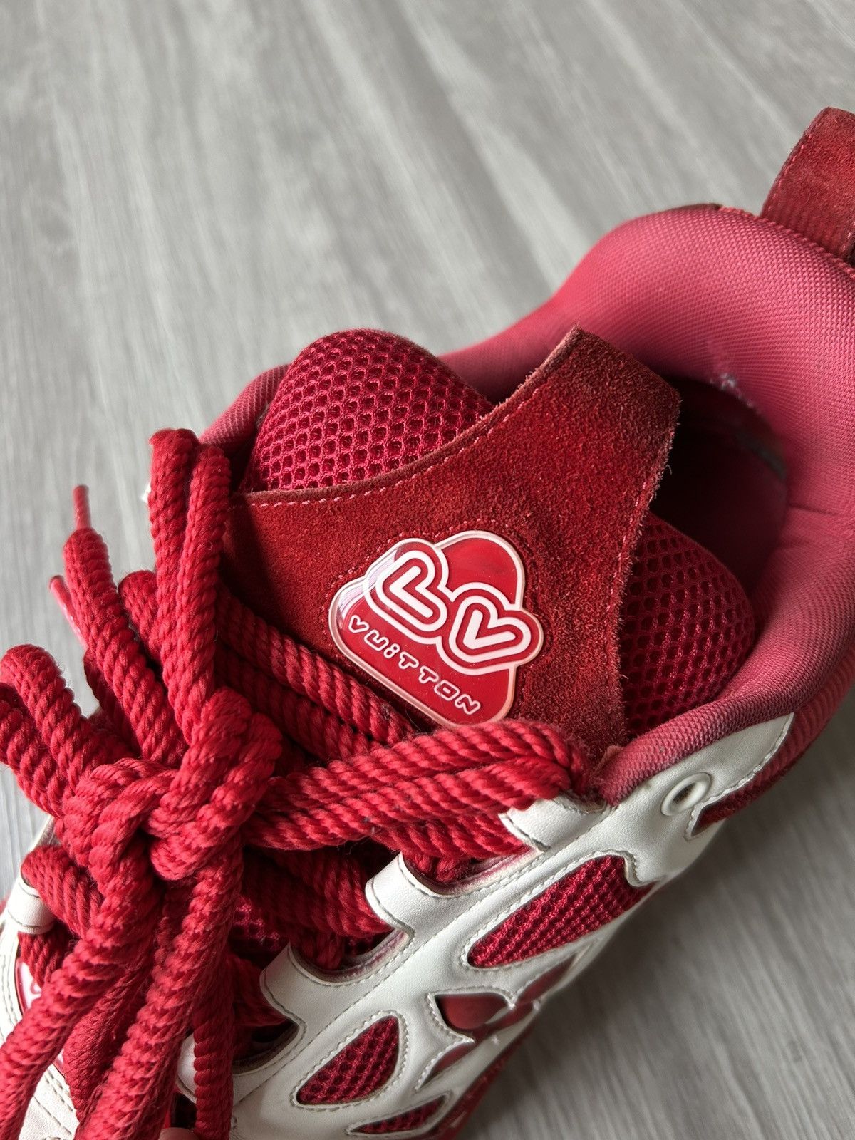 Louis Vuitton Louis Vuitton LV Skate Sneaker Red White Size 9.5 Size US 9.5 / EU 42-43 - 17 Thumbnail