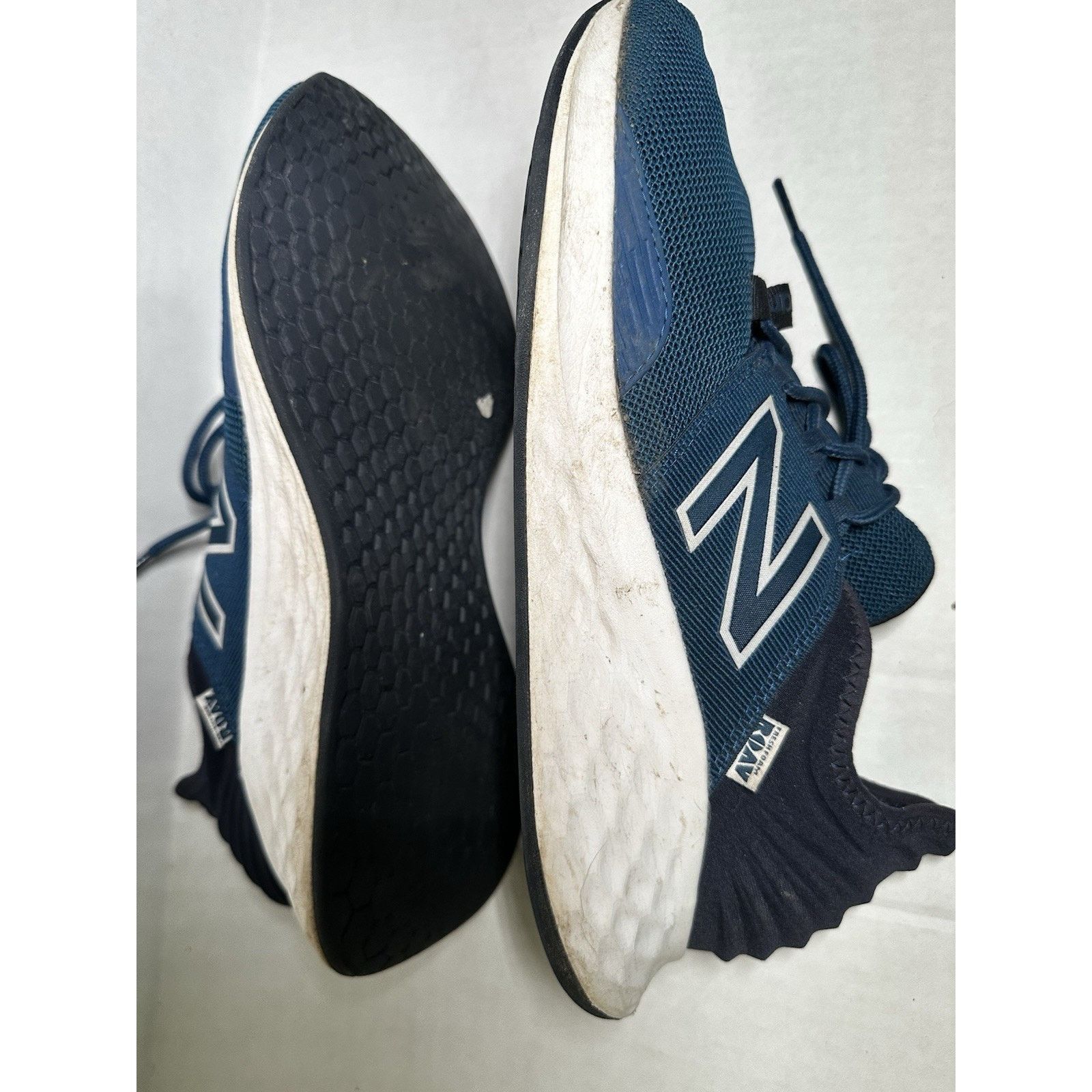 New Balance New Balance Roav MROAVCR Sz 9.5 Blue Running Shoe Sneaker Size US 9.5 / IT 39.5 - 14 Thumbnail