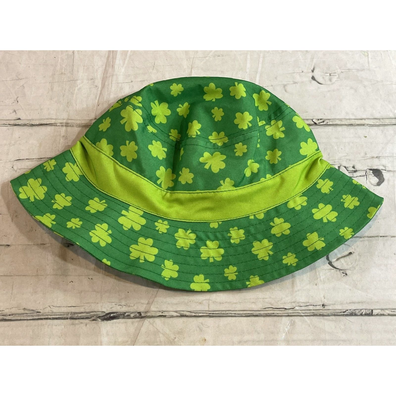 Vintage Shamrock Bucket Hat Green Adult One Size St. Patrick's Day Unbranded Unisex Adults Lightweight Reversible Spring Hat Size ONE SIZE - 4 Thumbnail