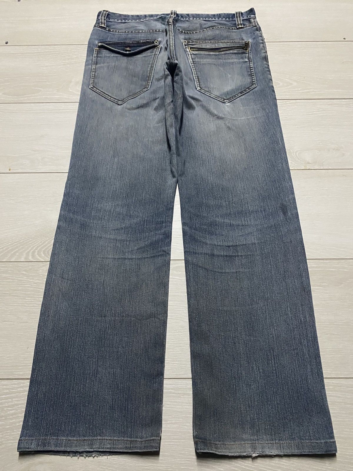 Japanese Brand Vintage Japanese Brand Blue Faded Wash Distressed Loose Jean Size US 32 / EU 48 - 2 Thumbnail