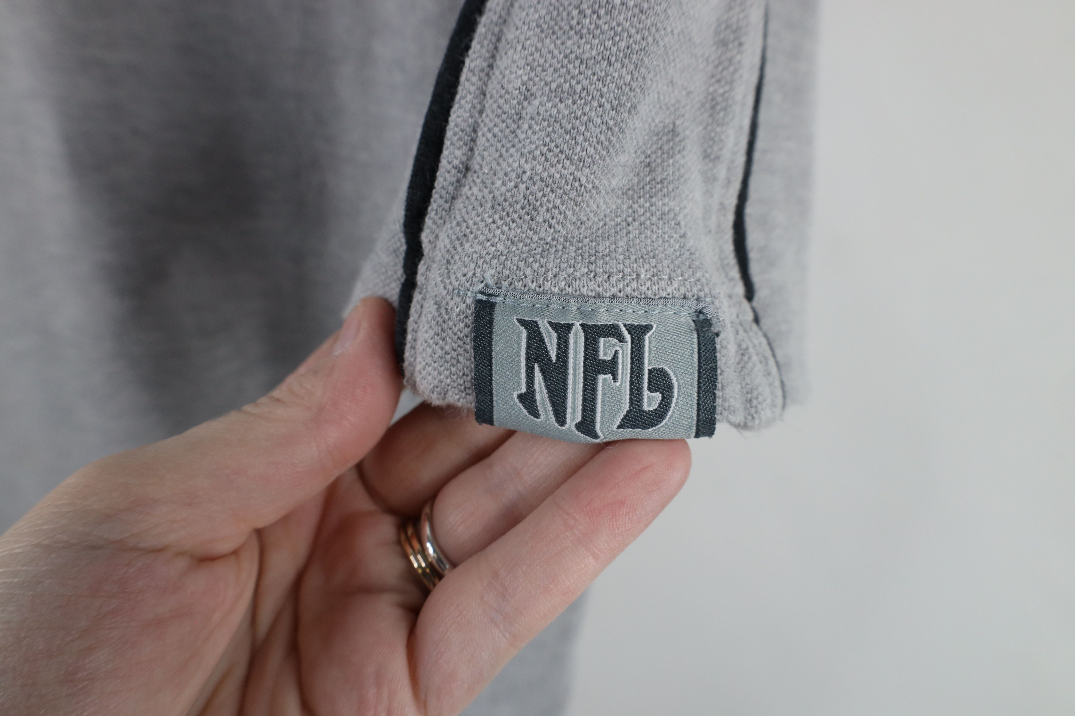 Vintage Vintage Y2K NFL Detroit Lions Football Polo Shirt Gray Size US M / EU 48-50 / 2 - 5 Thumbnail
