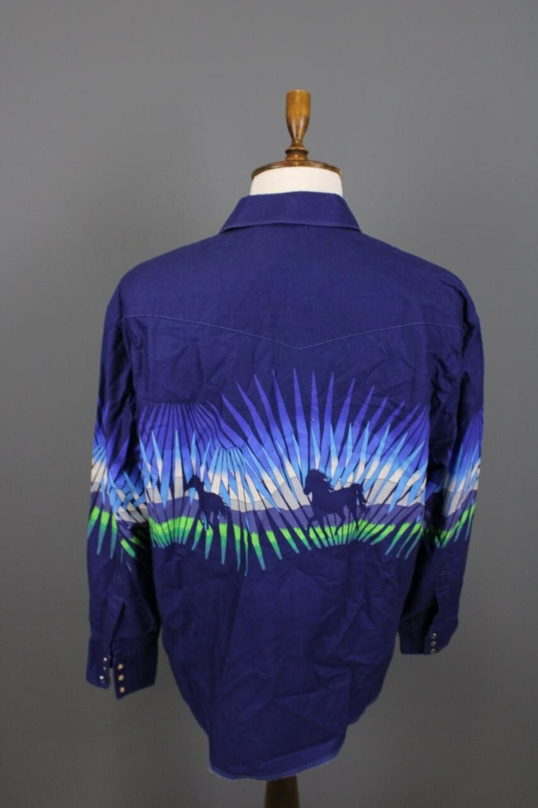 Wrangler Vintage Wrangler Blue Vest Printed Pockets Shirt Size XL Size US XL / EU 56 / 4 - 9 Thumbnail