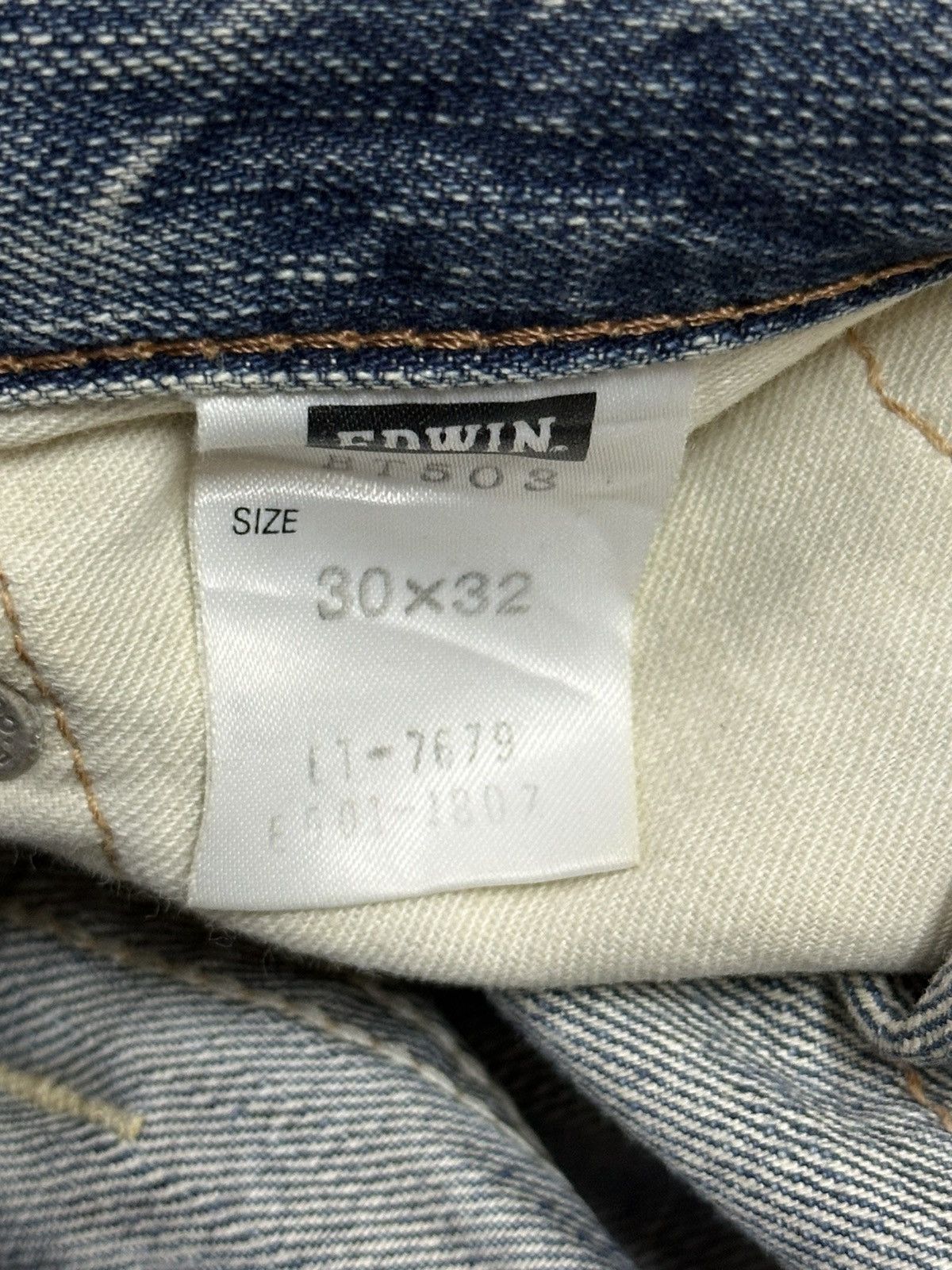 Edwin Vintage Edwin Blue Faded Wash Style Loose Jeans Size US 33 - 10 Thumbnail