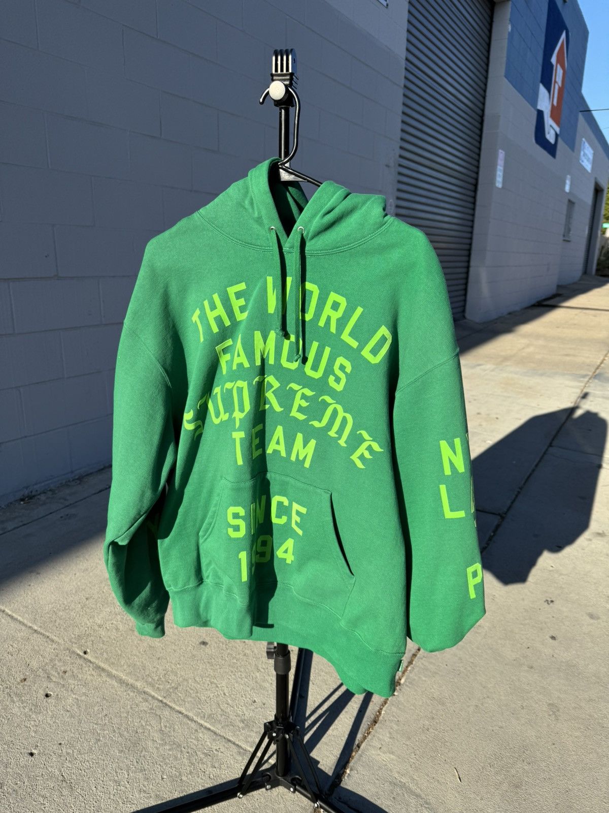 Supreme Supreme Hoodie Size US L / EU 52-54 / 3 - 1 Thumbnail