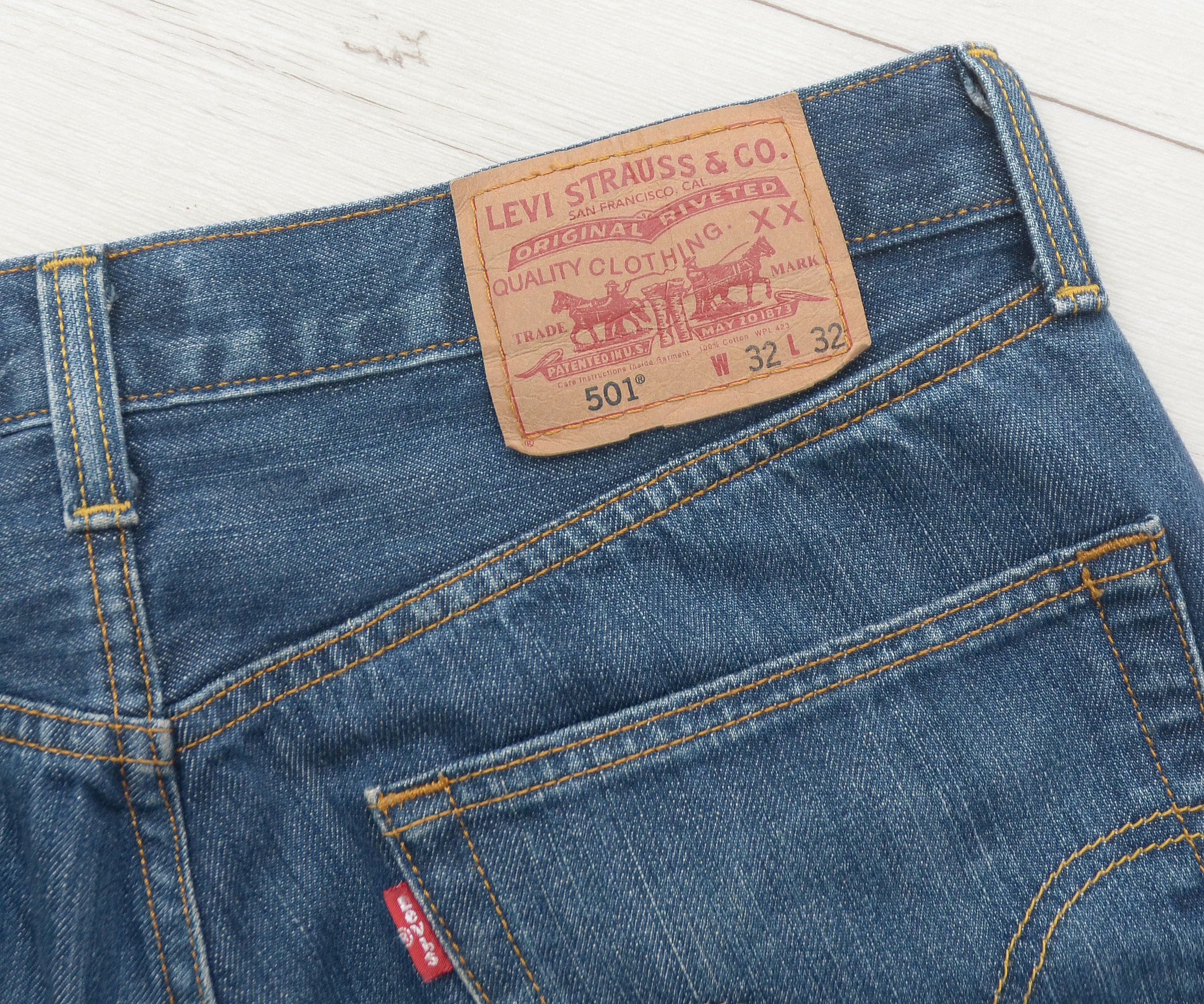 Levi's × Levi's Vintage Clothing × Vintage Levi's 501 Vintage Light Wash Faded Denim Jeans w32 l32 Size US 32 / EU 48 - 8 Thumbnail