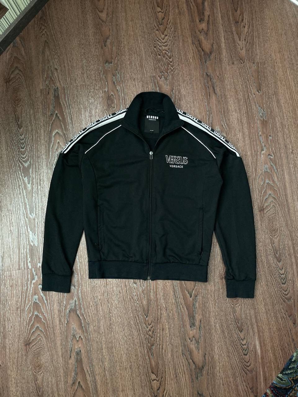Versace Versace Versus Luxury collection Zip Size L Size US L / EU 52-54 / 3 - 1 Thumbnail