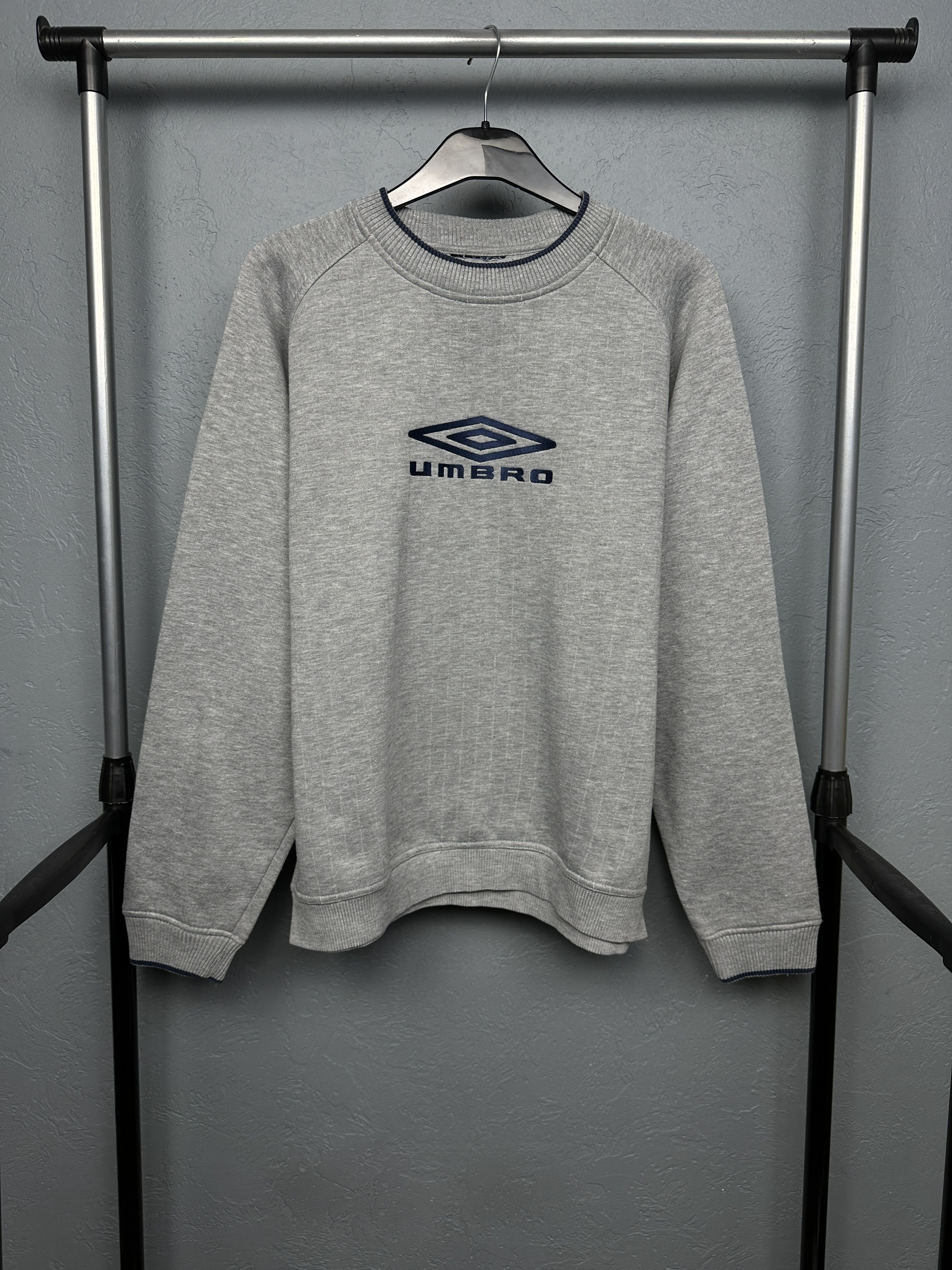 Umbro Umbro 90s Vintage Mens Sweatshirt Size US L / EU 52-54 / 3 - 1 Thumbnail