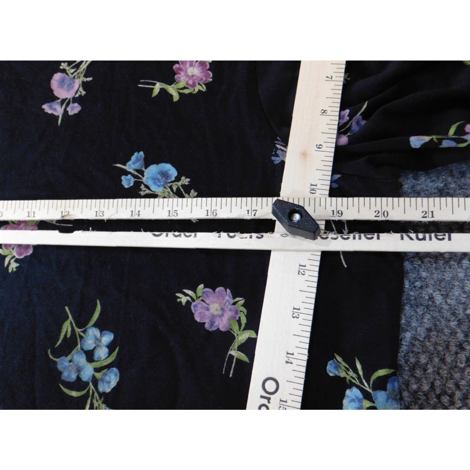 J. Jill J. Jill Shirt Women Small Black Floral Crew Neck Pullover Top Stretch Casual Blouse Long Sleeve Button Cap Sleeve Size S / US 4 / IT 40 - 5 Thumbnail