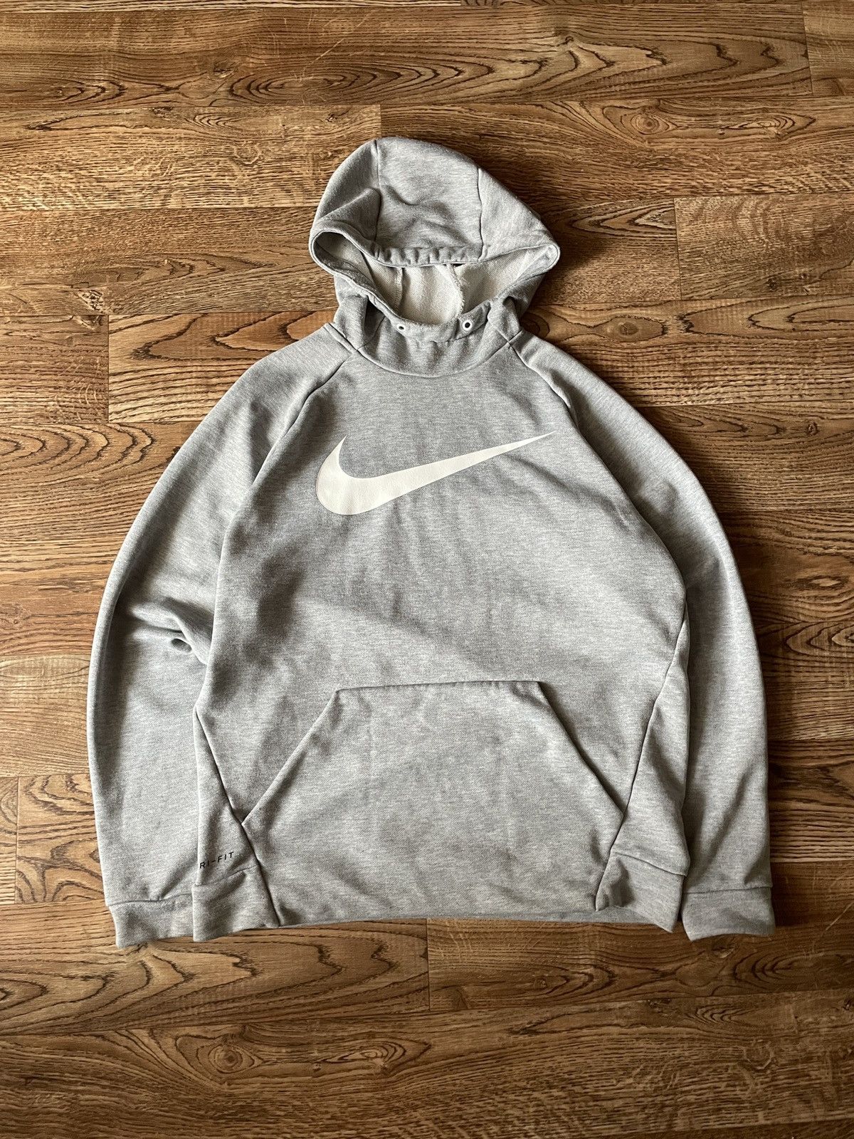 Nike vintage Nike Hoodie Y2K Faded style Japanese Size US M / EU 48-50 / 2 - 1 Thumbnail