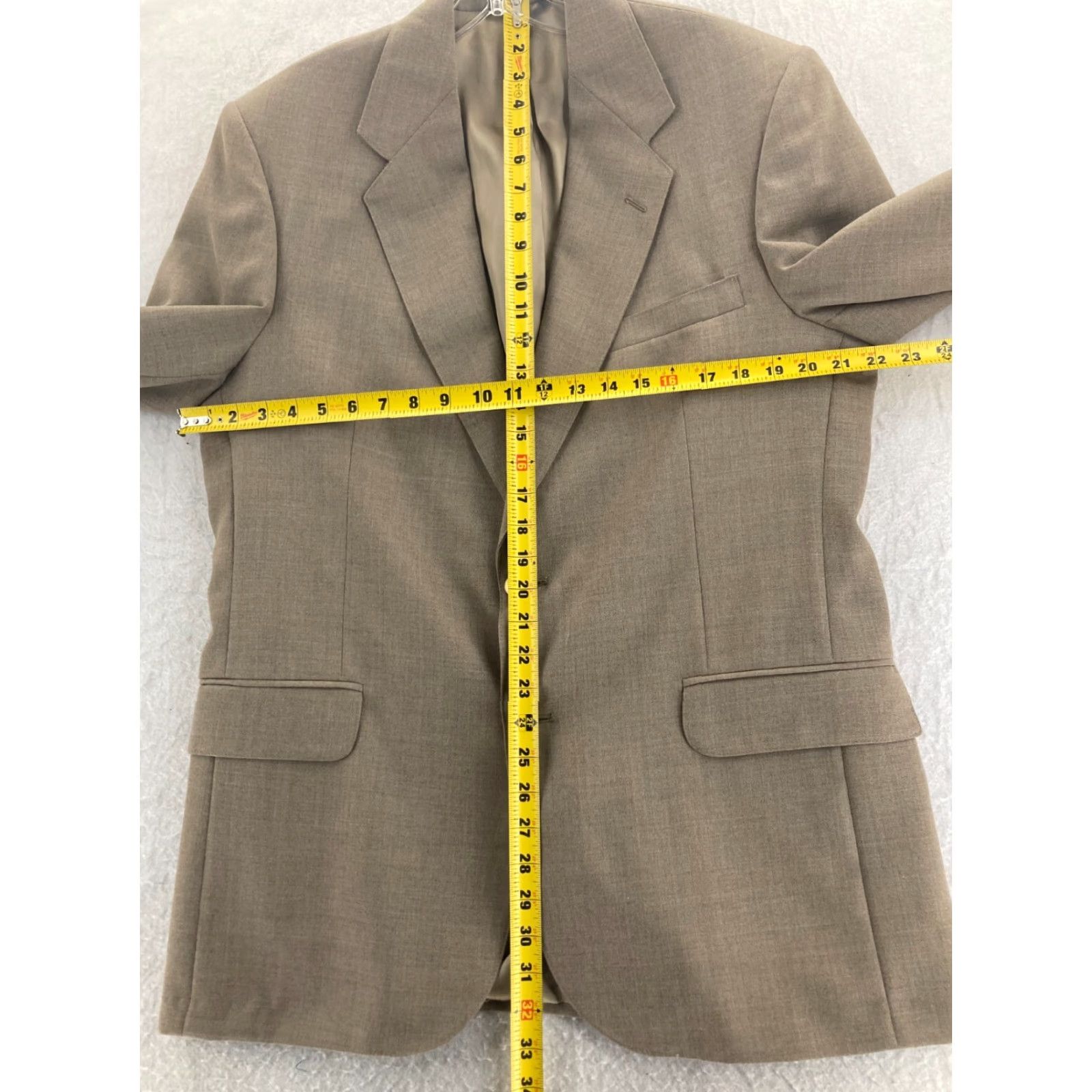 Vintage VINTAGE Wall Street Collection Blazer Mens 42 L Beige Jersey 2-Button Notch Lapel Long Sleeve Single-Breasted USA Made 90s Sport Theme Mens Size 42R - 6 Thumbnail