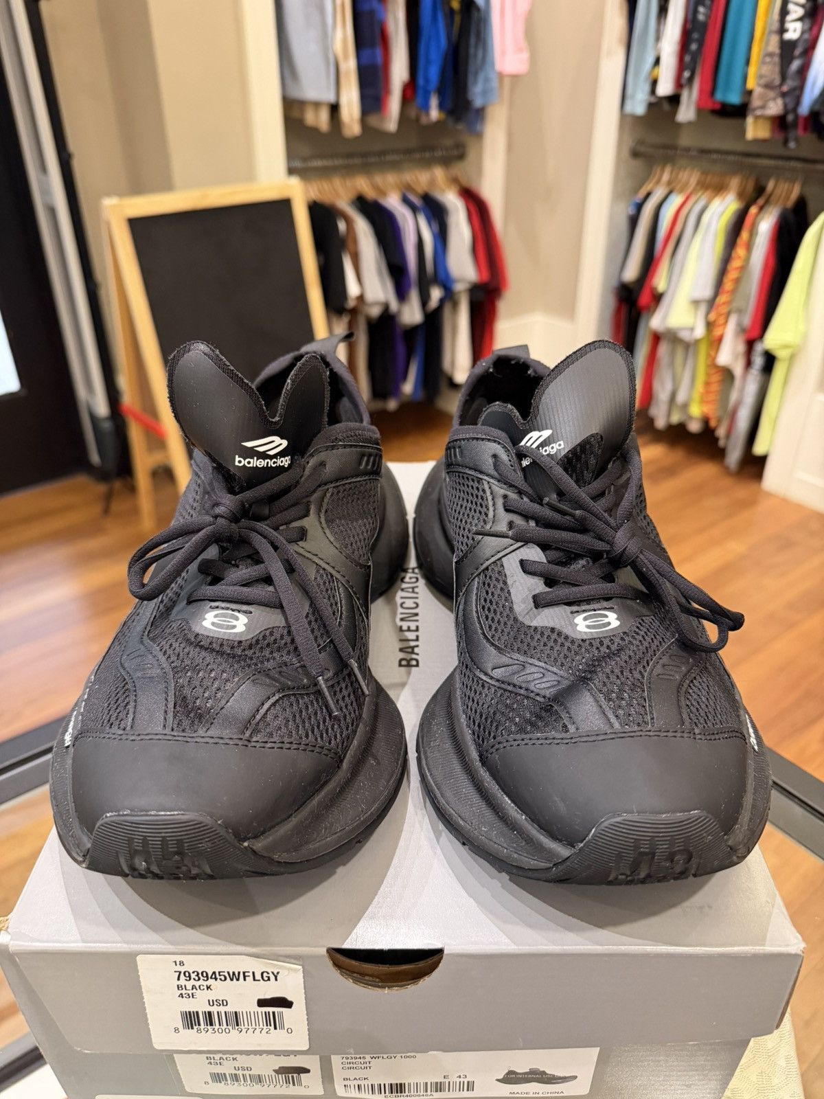 Balenciaga Balenciaga Circuit Low Top Sneaker -Black Size US 10 / EU 43 - 5 Thumbnail